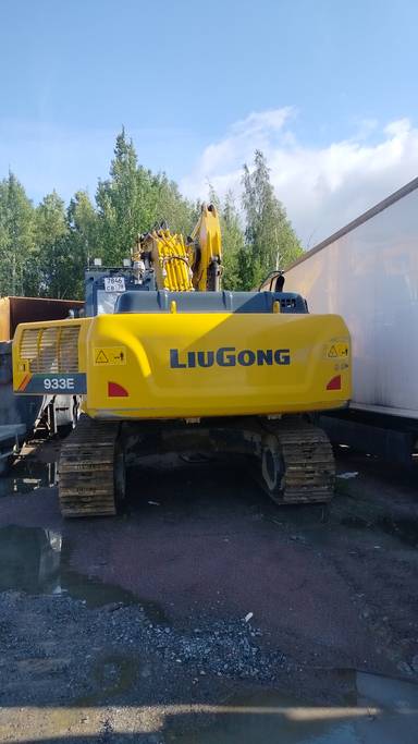 LiuGong CLG933E