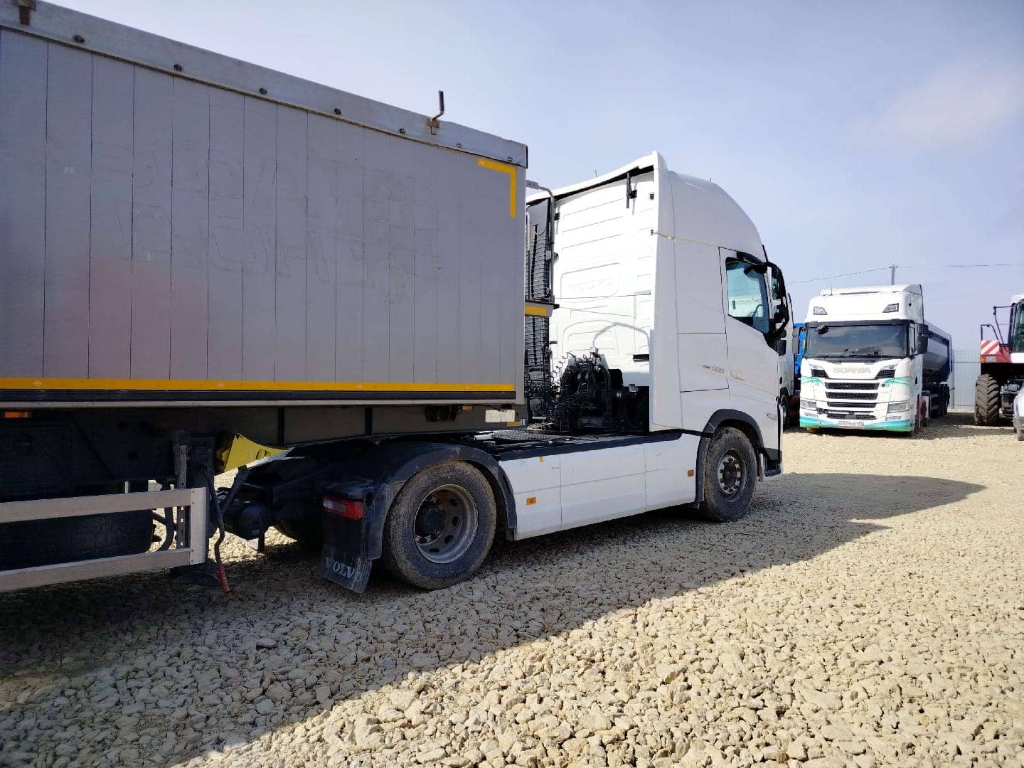 Volvo FH42T 500 4x2 (Globetrotter),  379 340 км, 2023 года в лизинг