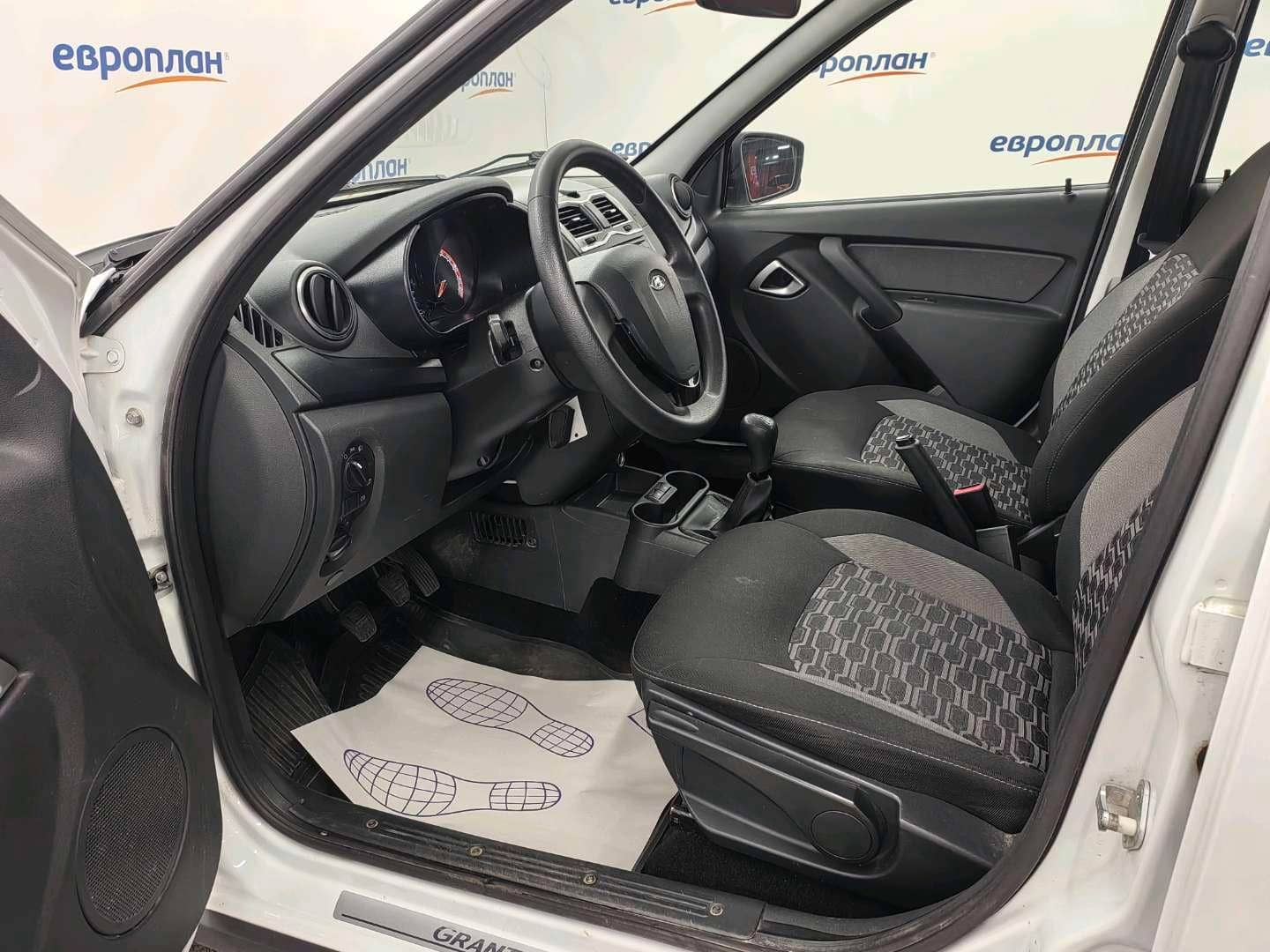 Lada Granta Кросс,  42 584 км, 2023 года в лизинг
