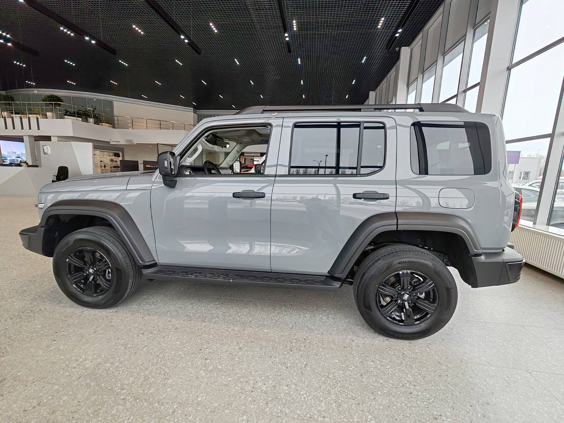 Tank 300 Premium 2.0 8AT 4WD