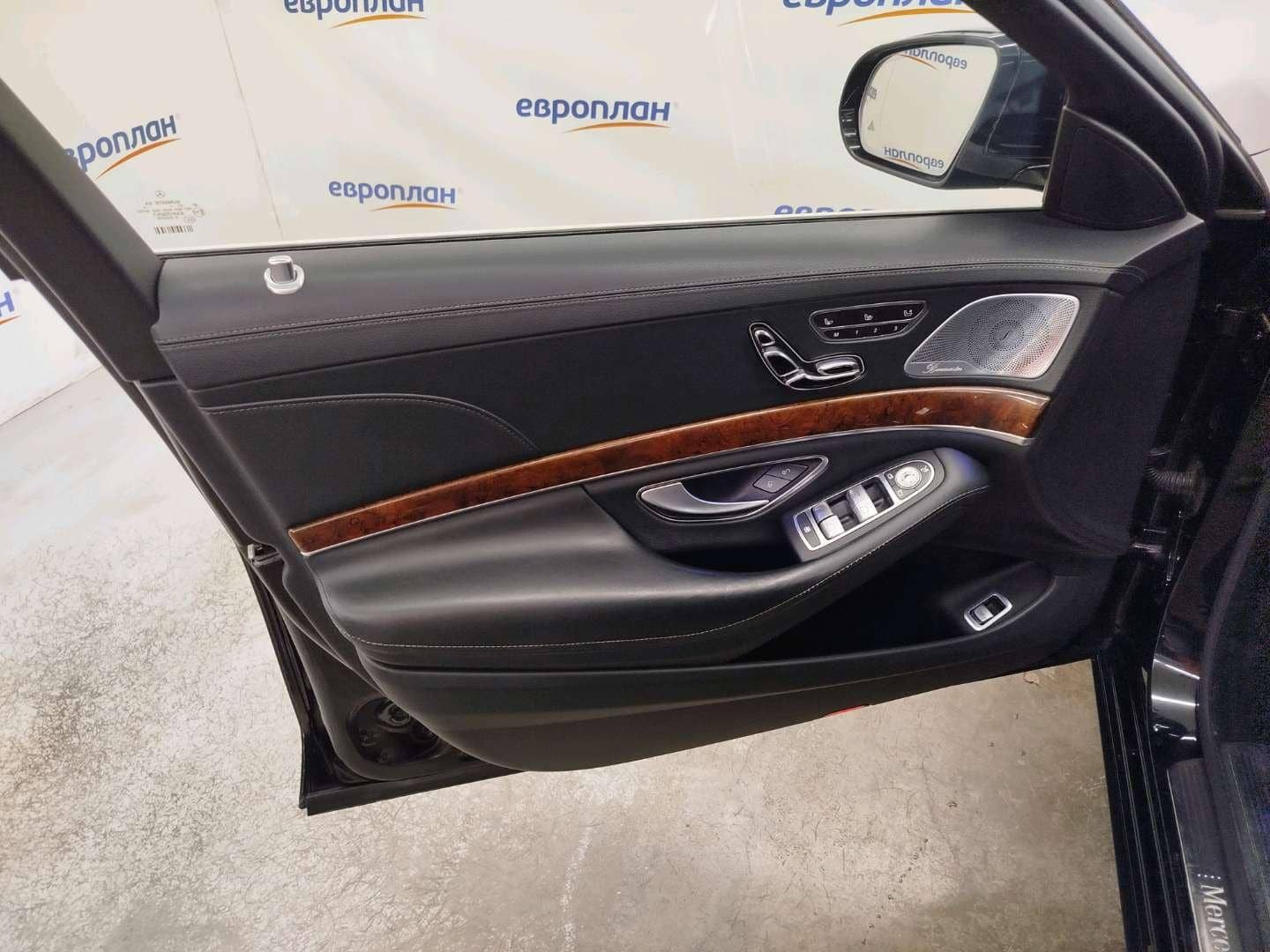Mercedes-Benz S седан,  191 400 км, 2014 года в лизинг