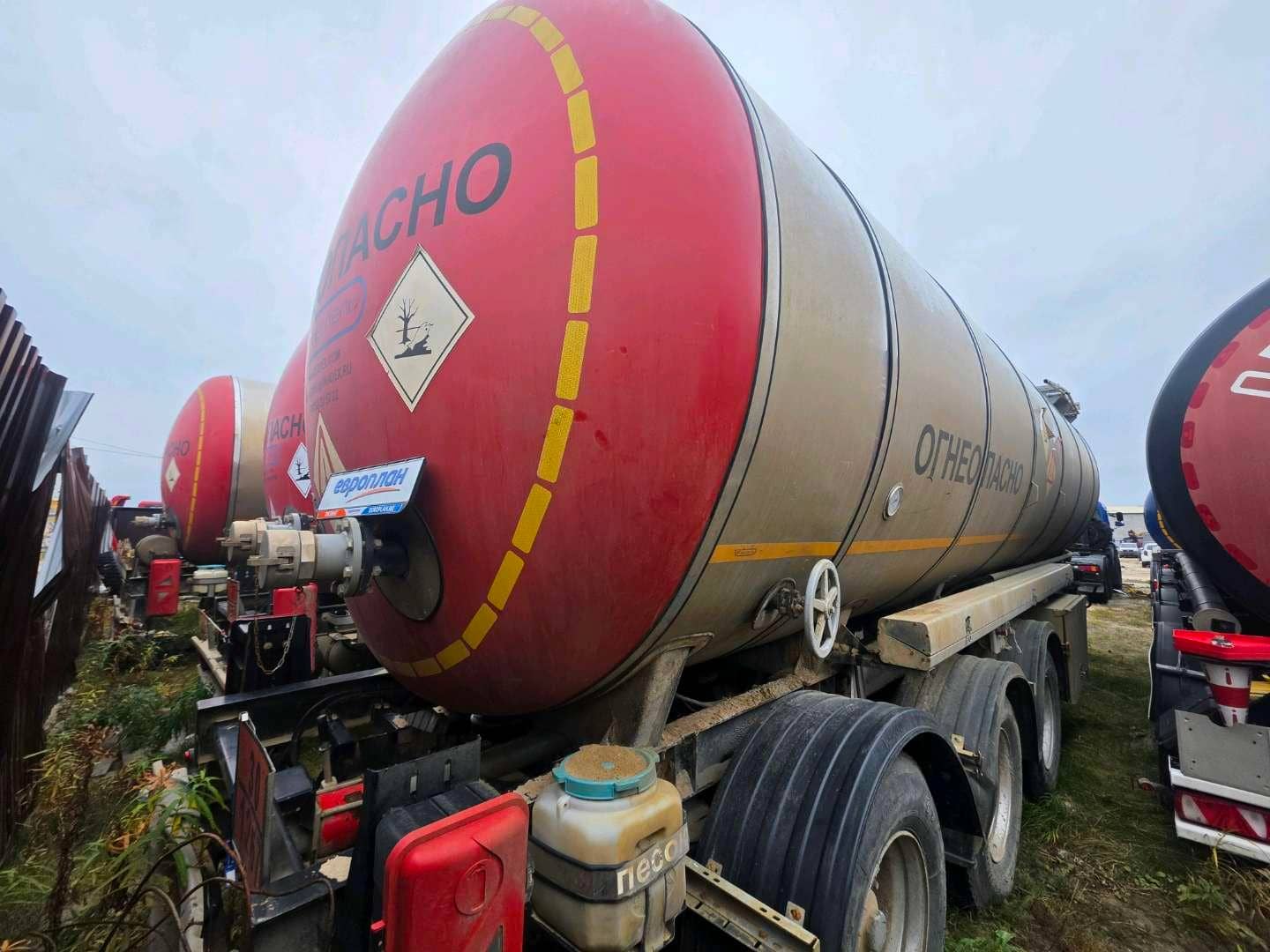 Сеспель Битумовоз SF3B38, 2023 года в лизинг