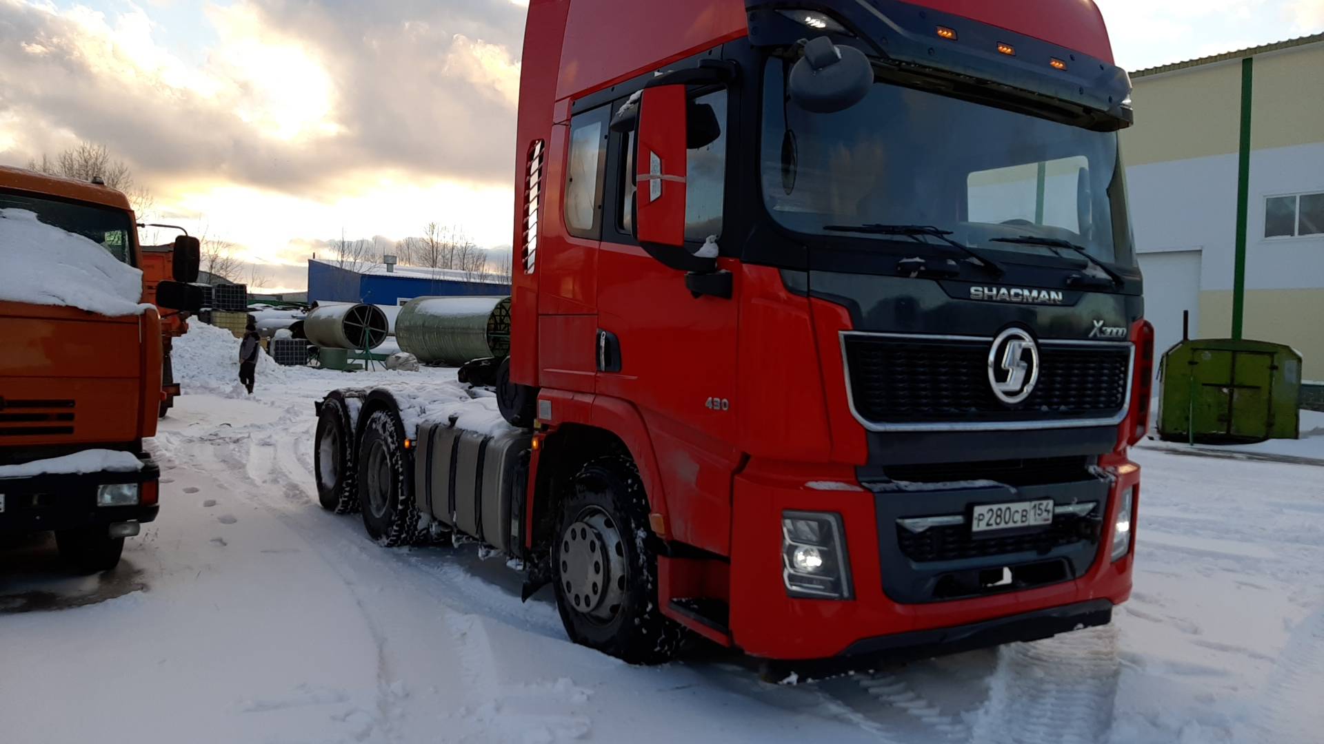 Shacman SX42584V324,  92 071 км, 2023 года