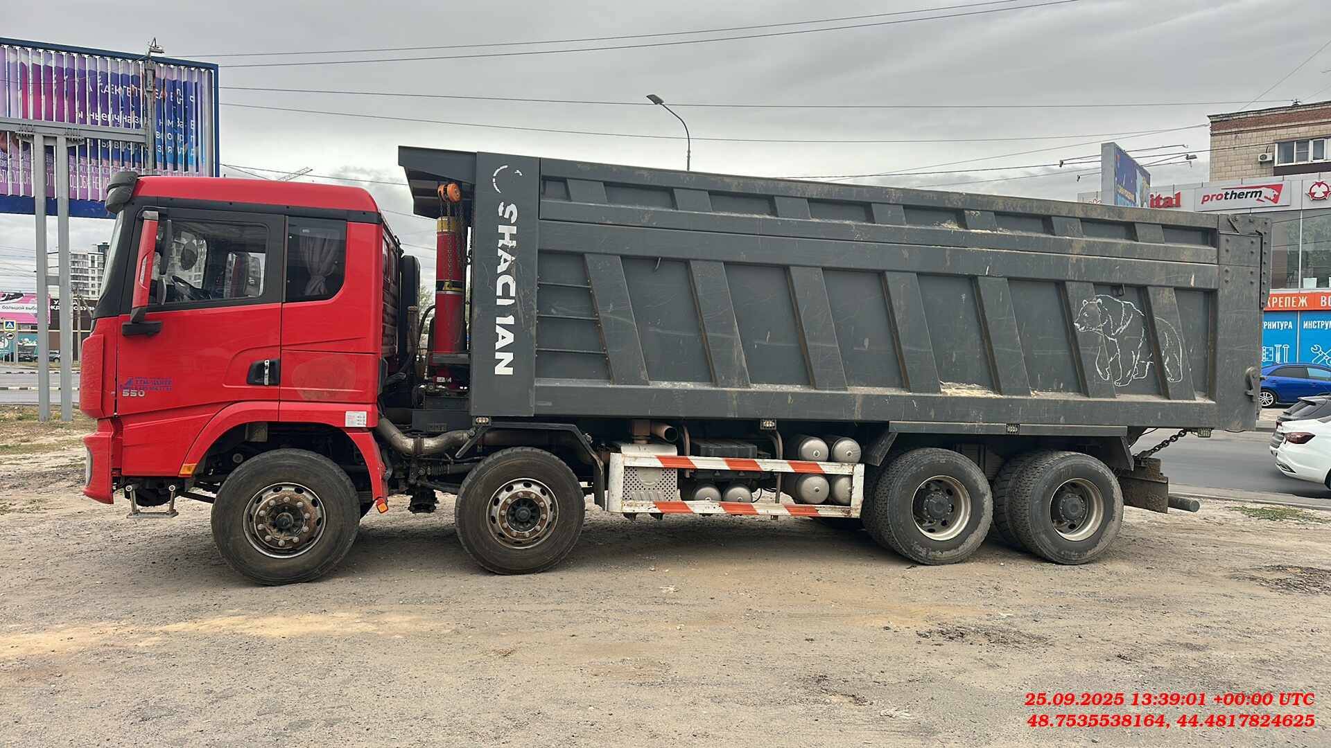 Shacman SX331863366,  183 766 км, 2023 года в лизинг