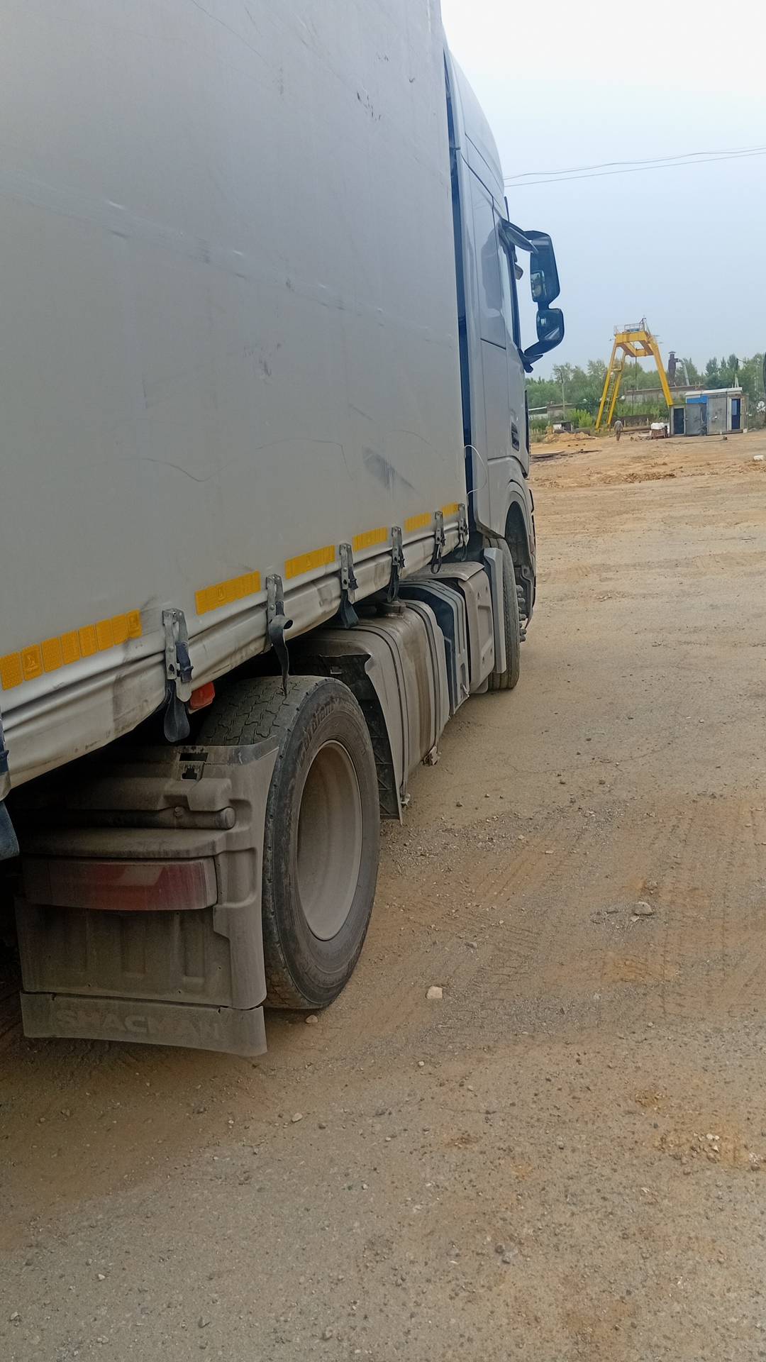 Shacman SX4188YY381,  290 215 км, 2023 года в лизинг