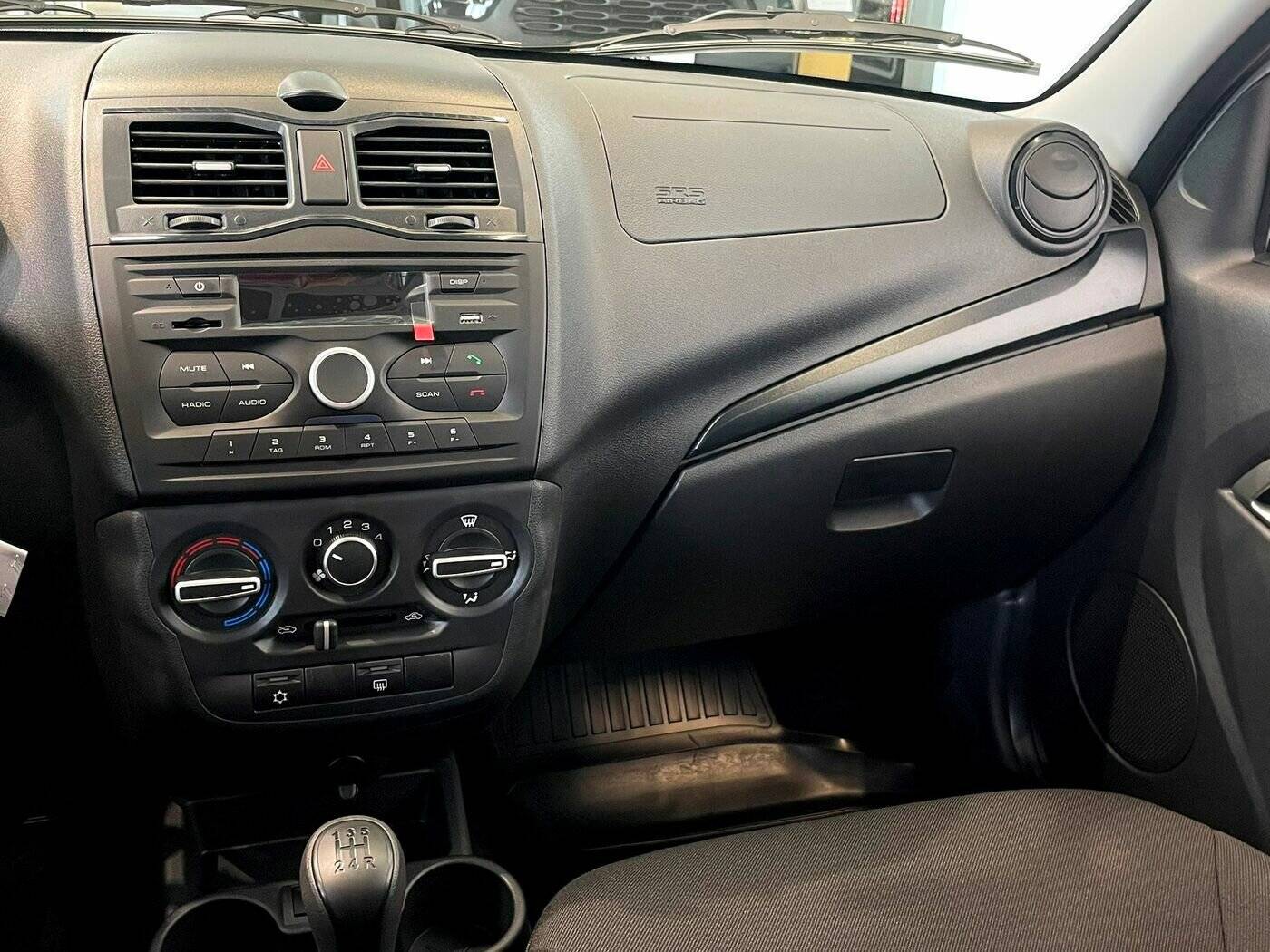 Lada Granta седан Comfort 1.6 90hp 5MT