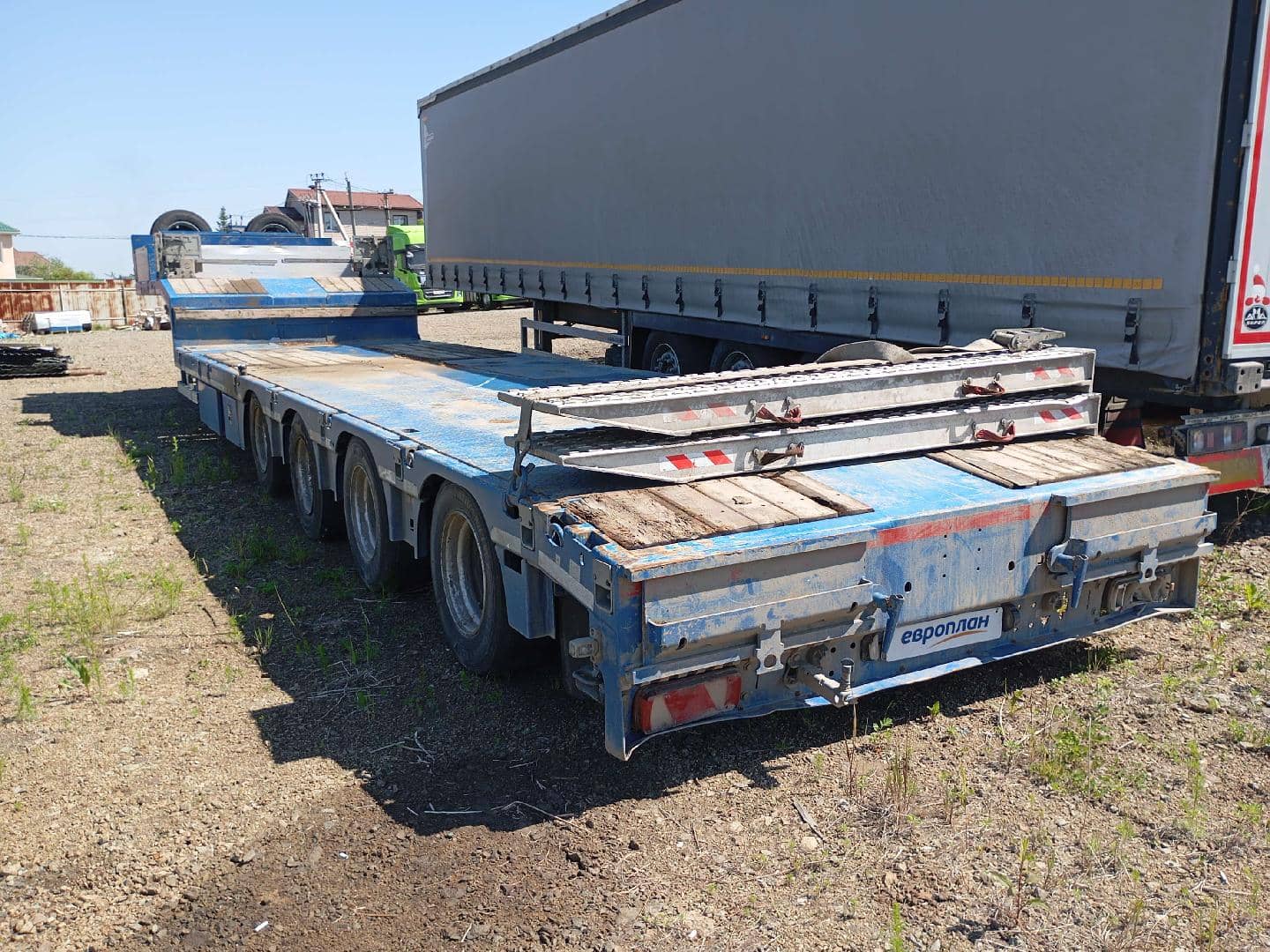 Тверьстроймаш Низкорамный полуприцеп 993941-AS46, 2024 года в лизинг