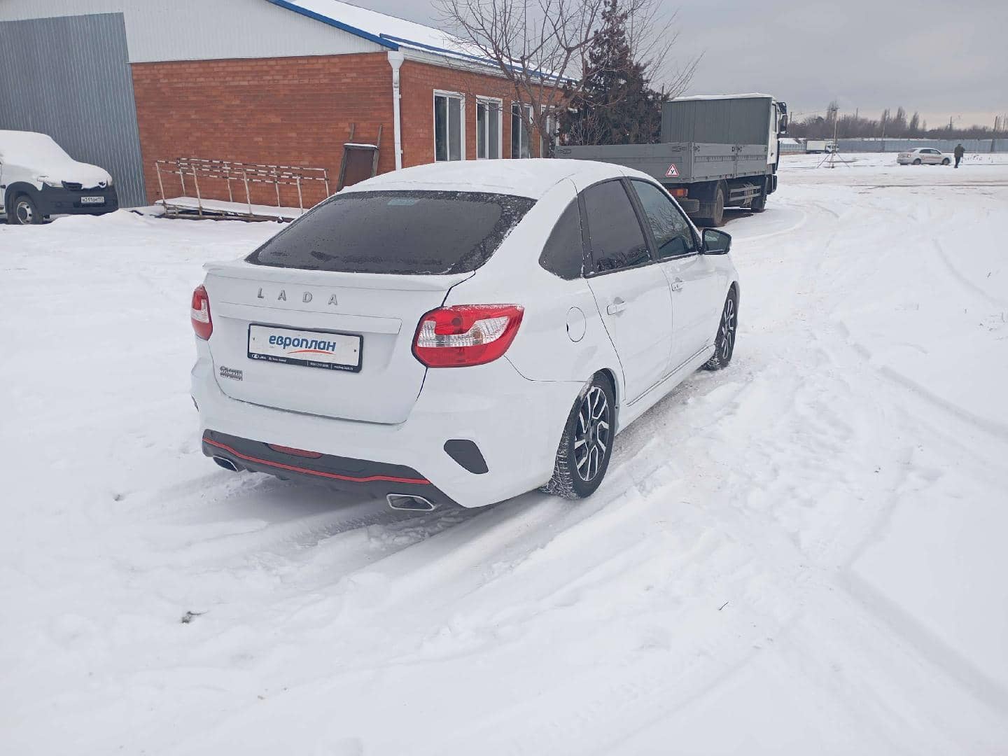 Lada Granta Drive Active лифтбек,  107 372 км, 2023 года в лизинг