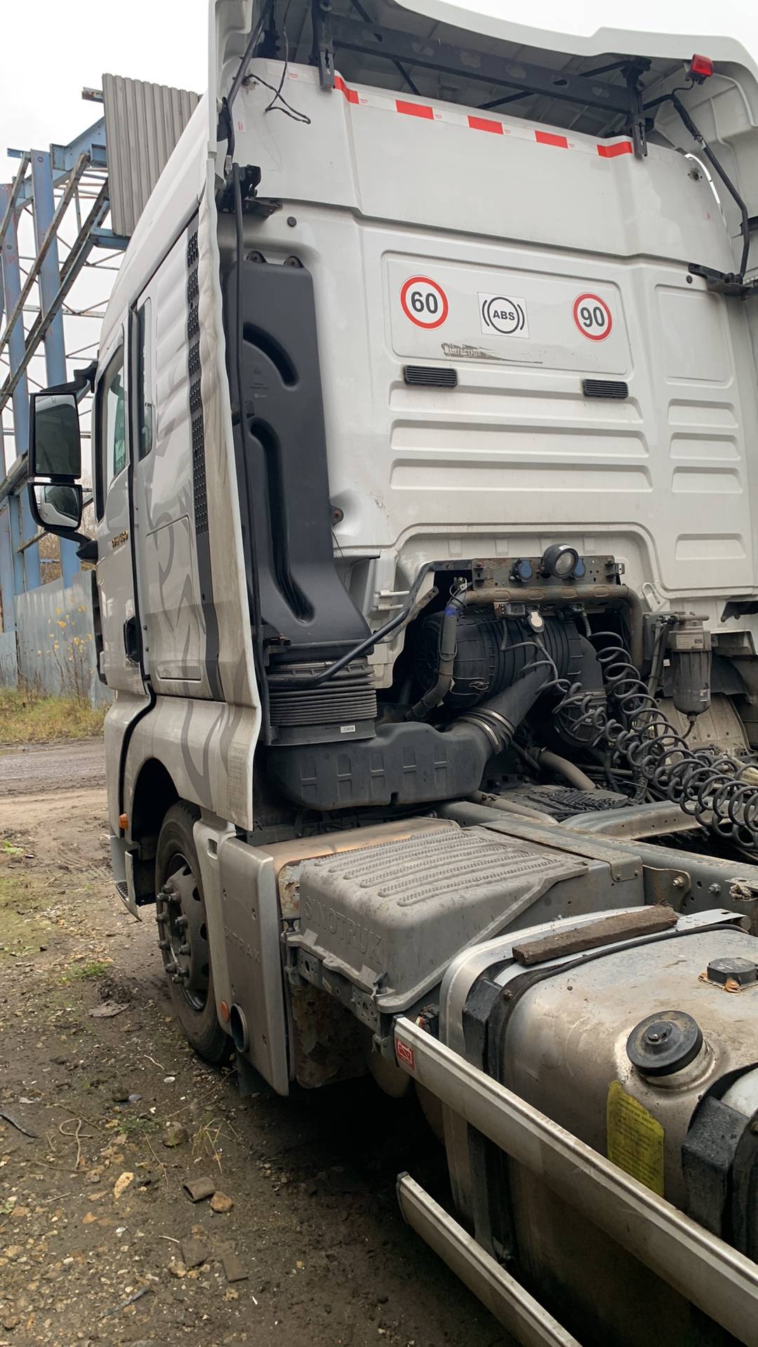 Sitrak C7H MAX ZZ4186V391HE,  292 274 км, 2023 года в лизинг