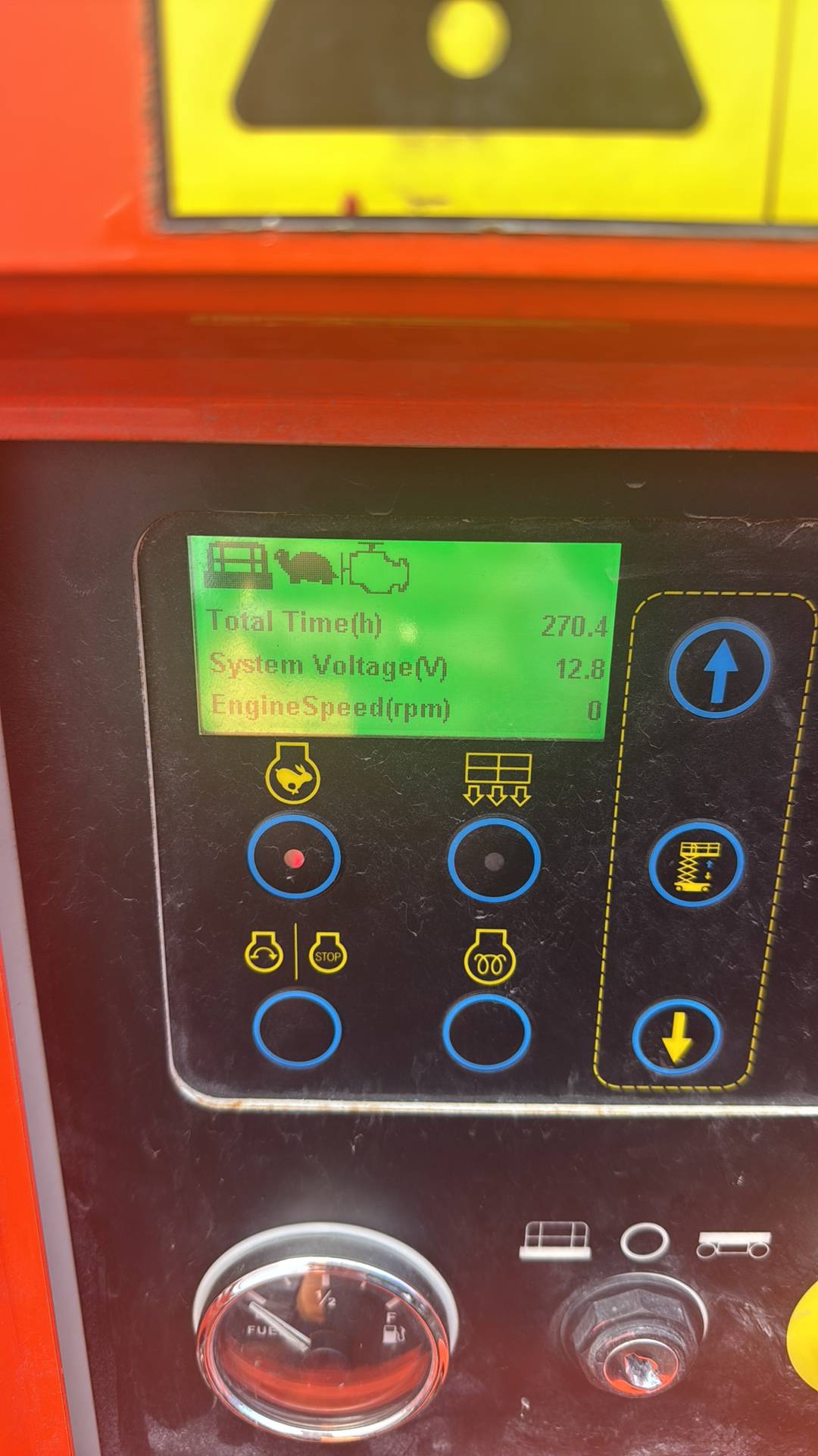 Dingli JCPT1823RTB Самоходный ножничный подъемник,  270 км, 2023 года в лизинг