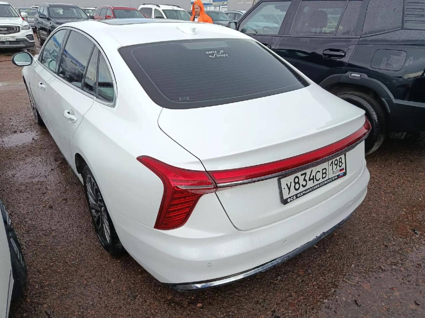 Hongqi H5,  208 596 км, 2023 года
