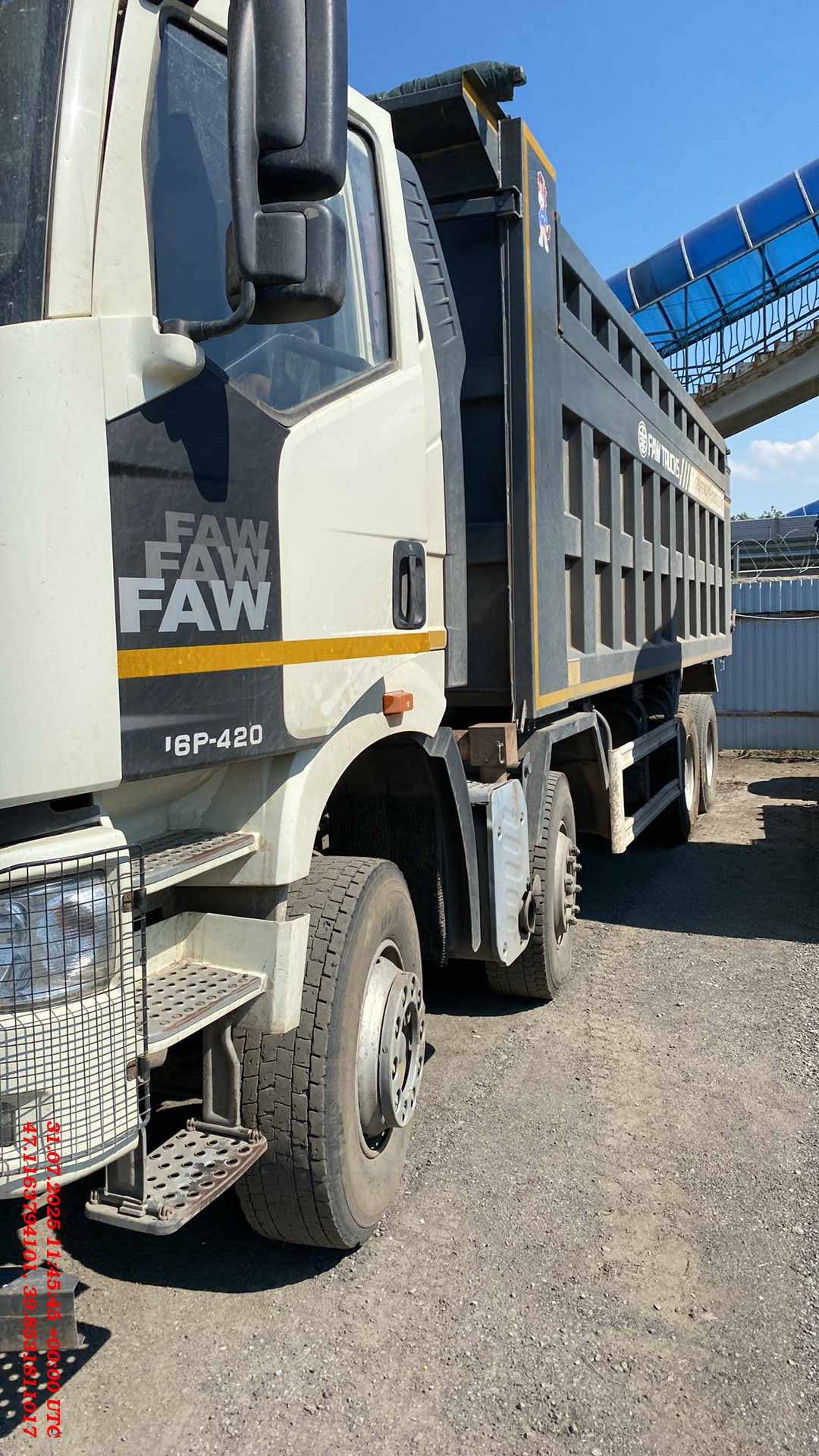 FAW CA3310P66K24T4E5 8х4,  125 869 км, 2023 года