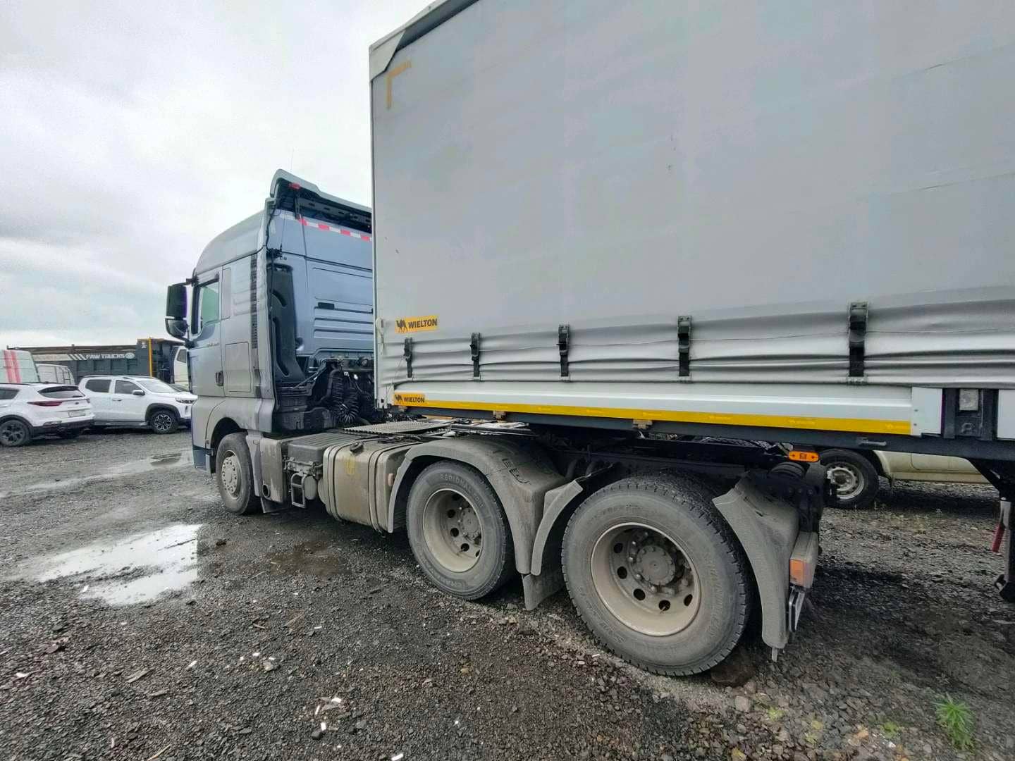 Sitrak С7Н MAX 6×4 ZZ4256V364HE,  242 592 км, 2023 года в лизинг