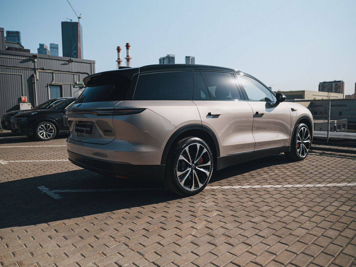 Nio ES8 100 kWh Signature Edition