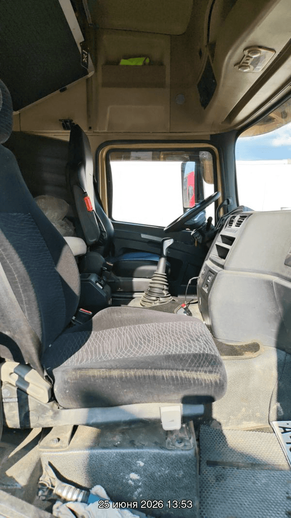 Shacman SX42566V324,  215 225 км, 2022 года в лизинг