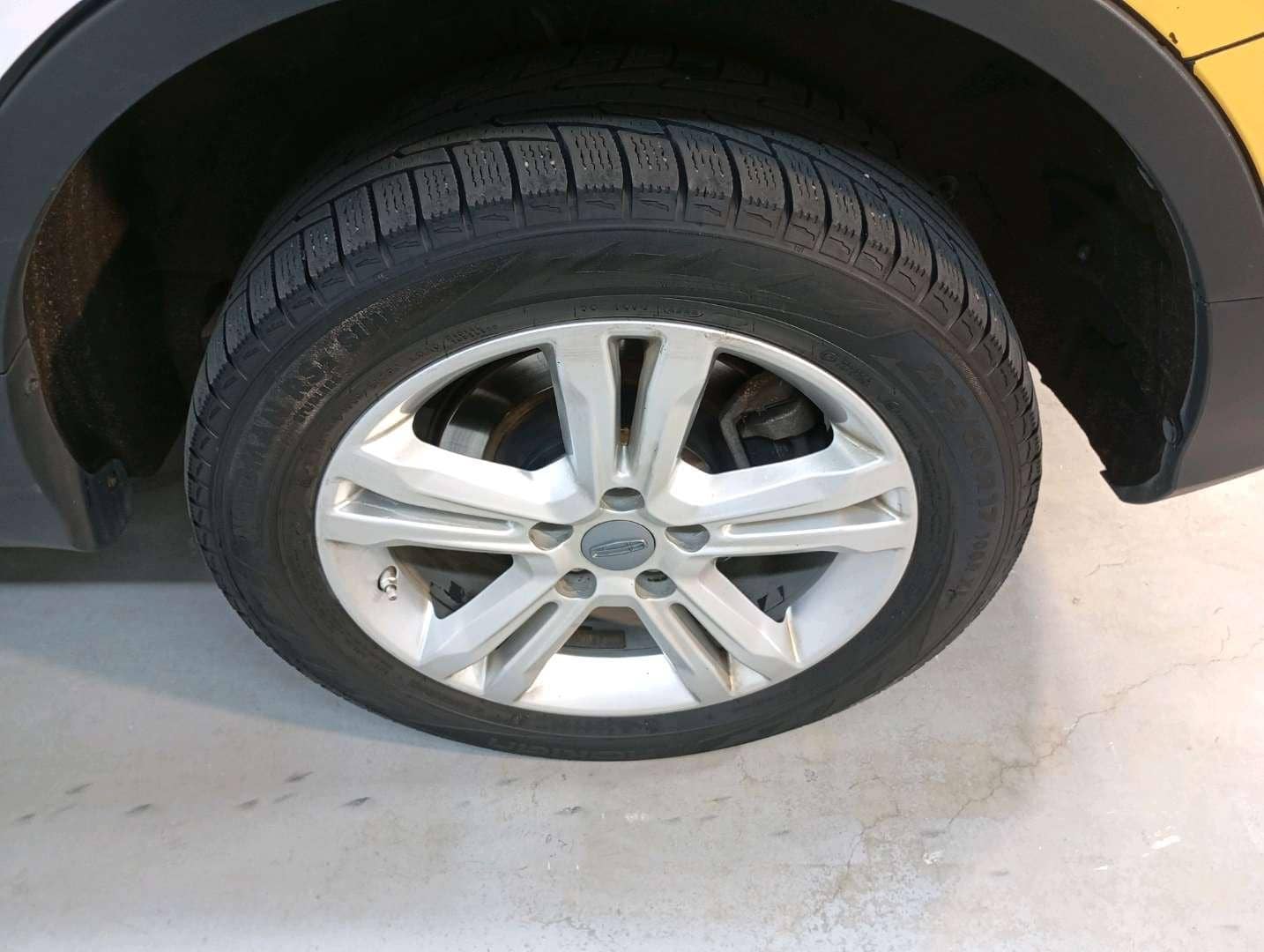 Geely Atlas Pro,  248 214 км, 2023 года в лизинг