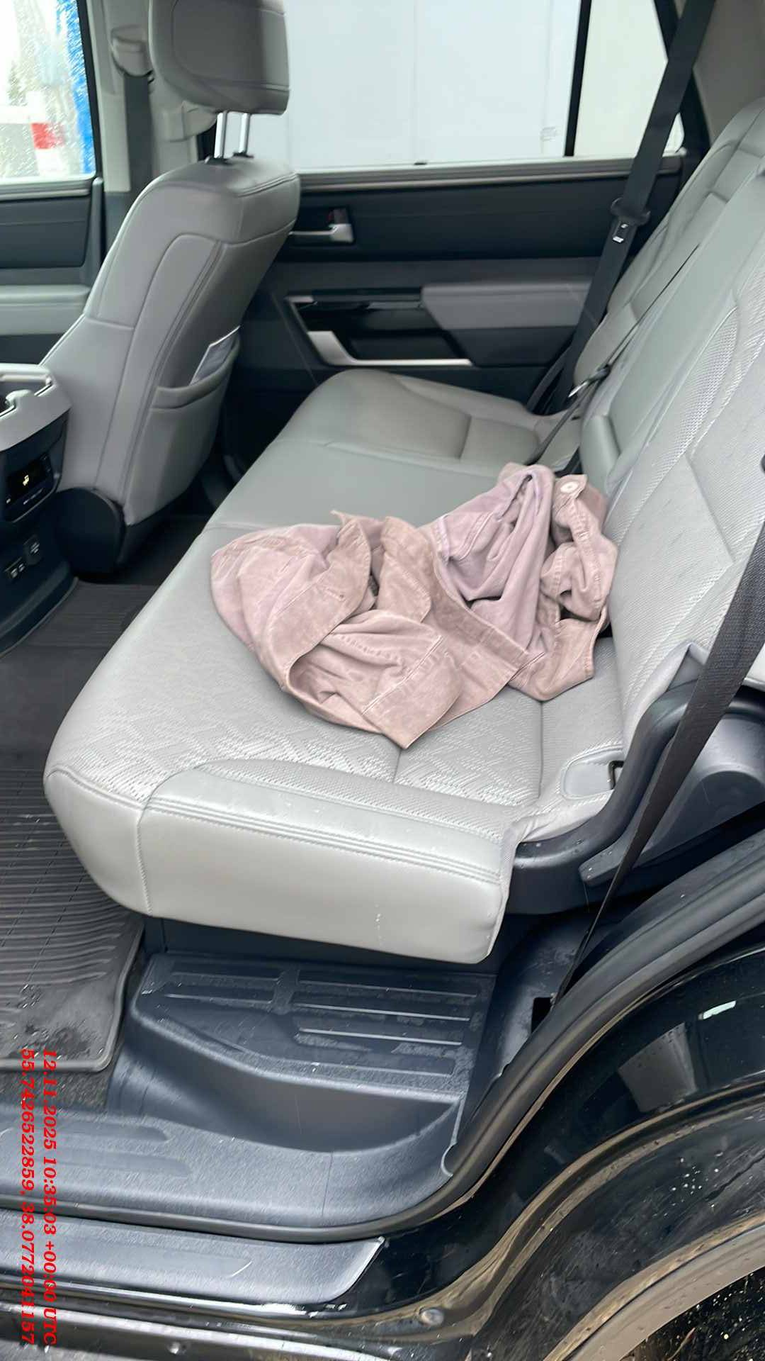 Toyota Sequoia,  161 061 км, 2022 года в лизинг