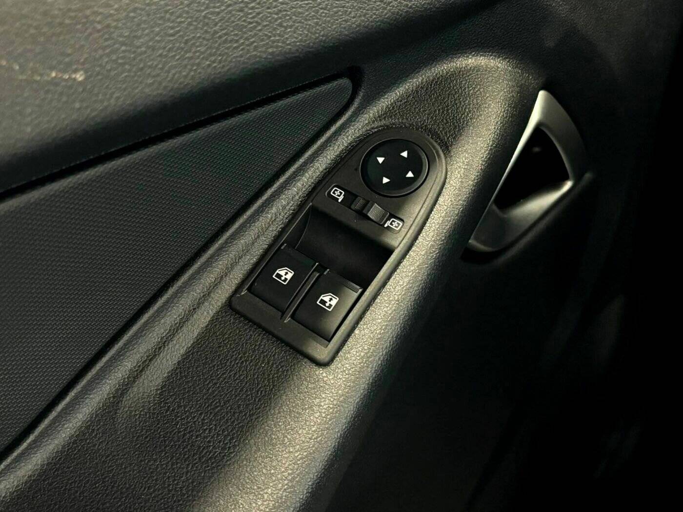 Lada Granta седан Classic 24 Кондиционер 1.6 90hp 5MT