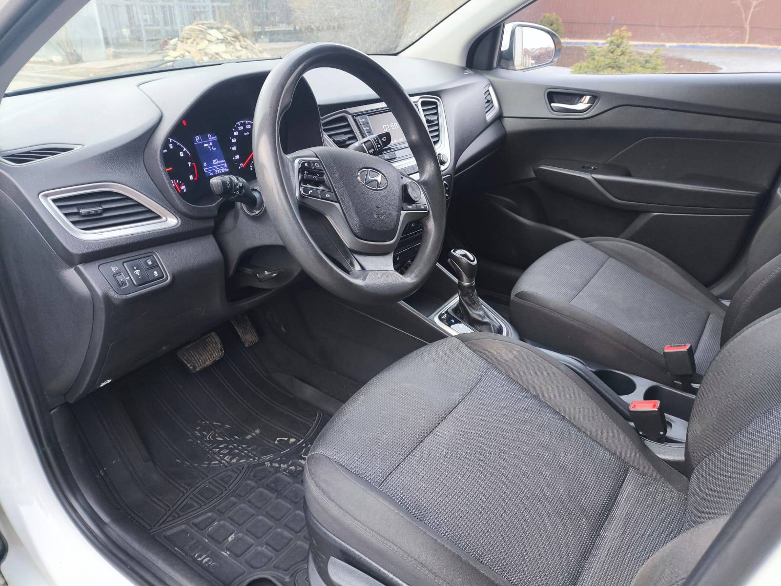 Hyundai Solaris,  235 784 км, 2021 года в лизинг