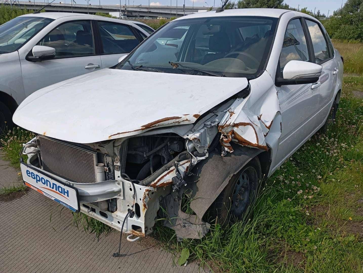 Lada Granta седан,  109 293 км, 2023 года в лизинг