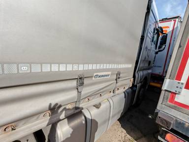 Sitrak C7H 4x2 ZZ4186V361HE