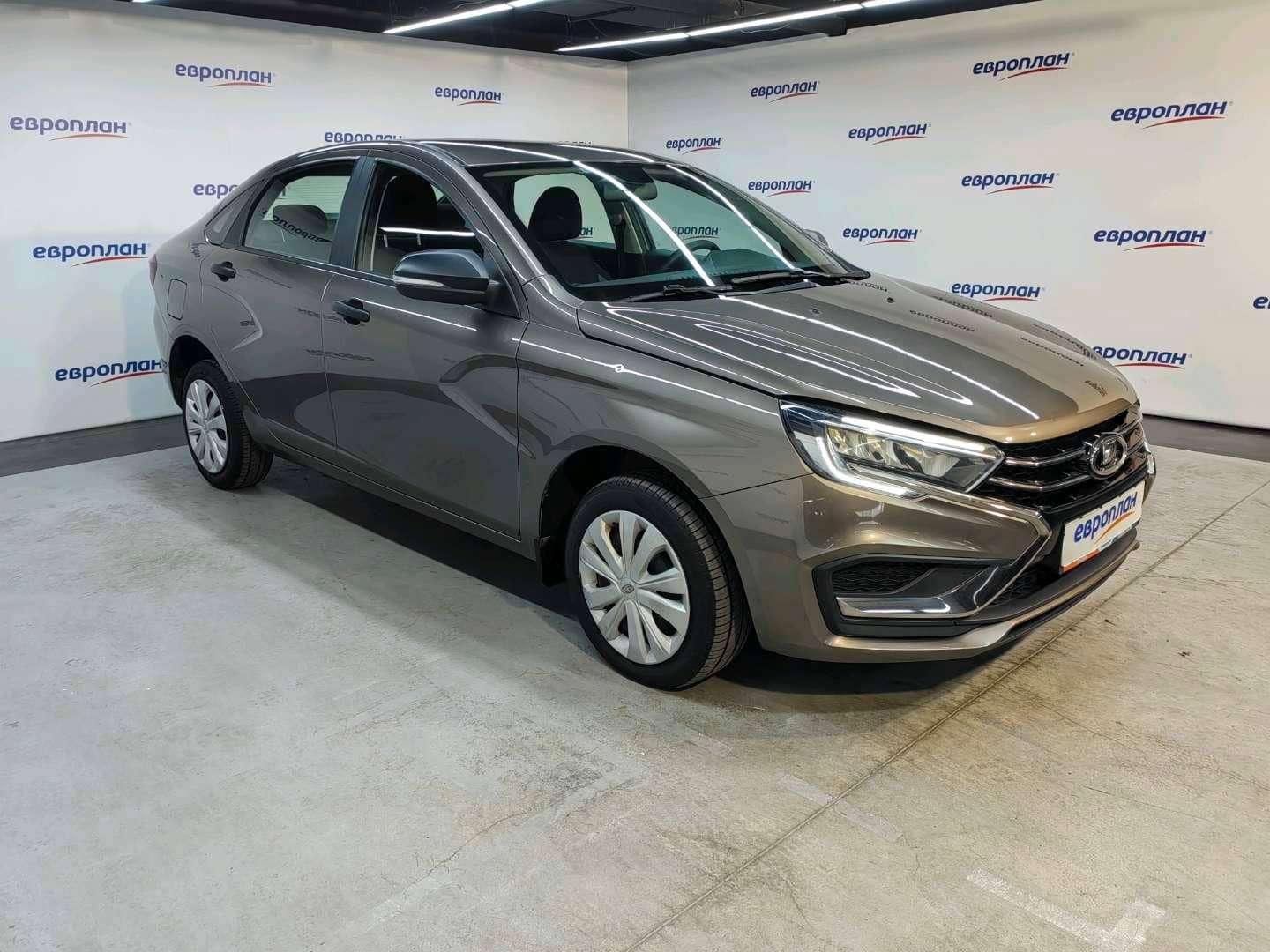 Lada Vesta седан,  42 680 км, 2024 года в лизинг