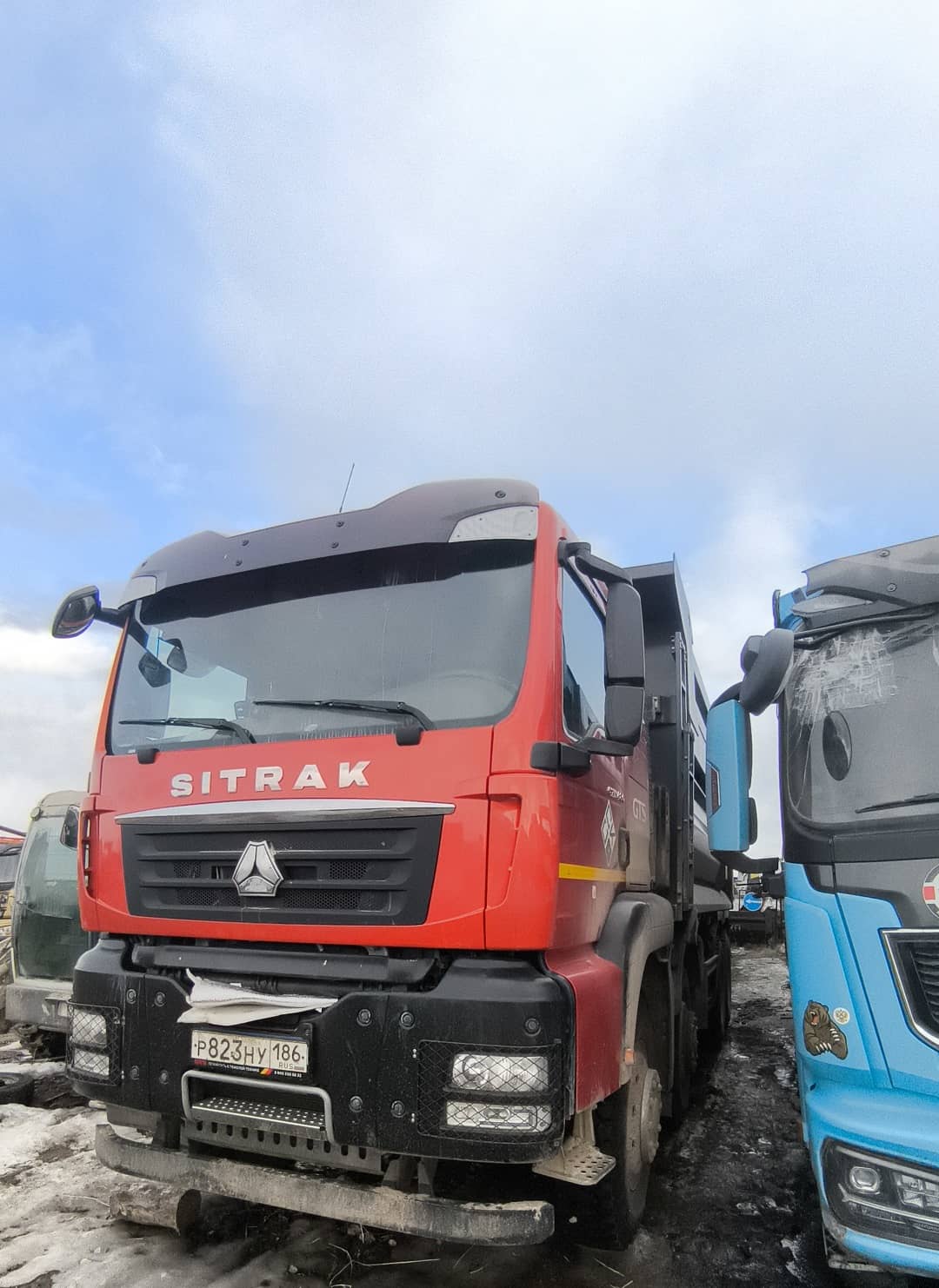 Sitrak ZZ3316V306ME,  76 852 км, 2023 года в лизинг
