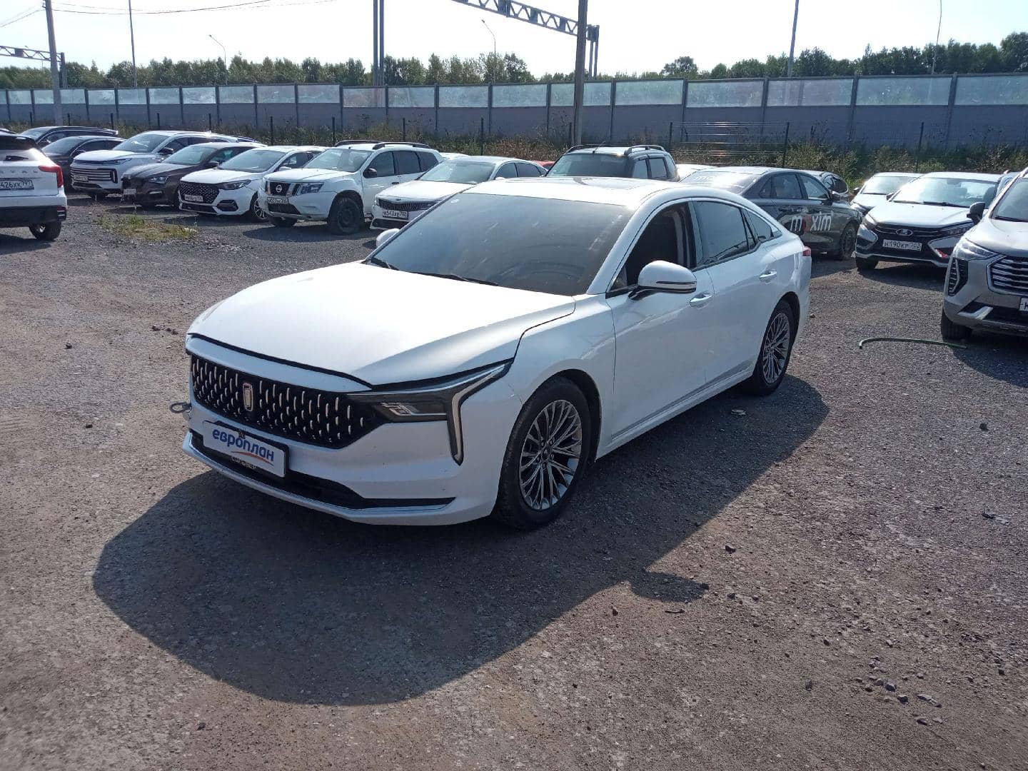 FAW Bestune B70,  135 417 км, 2023 года в лизинг