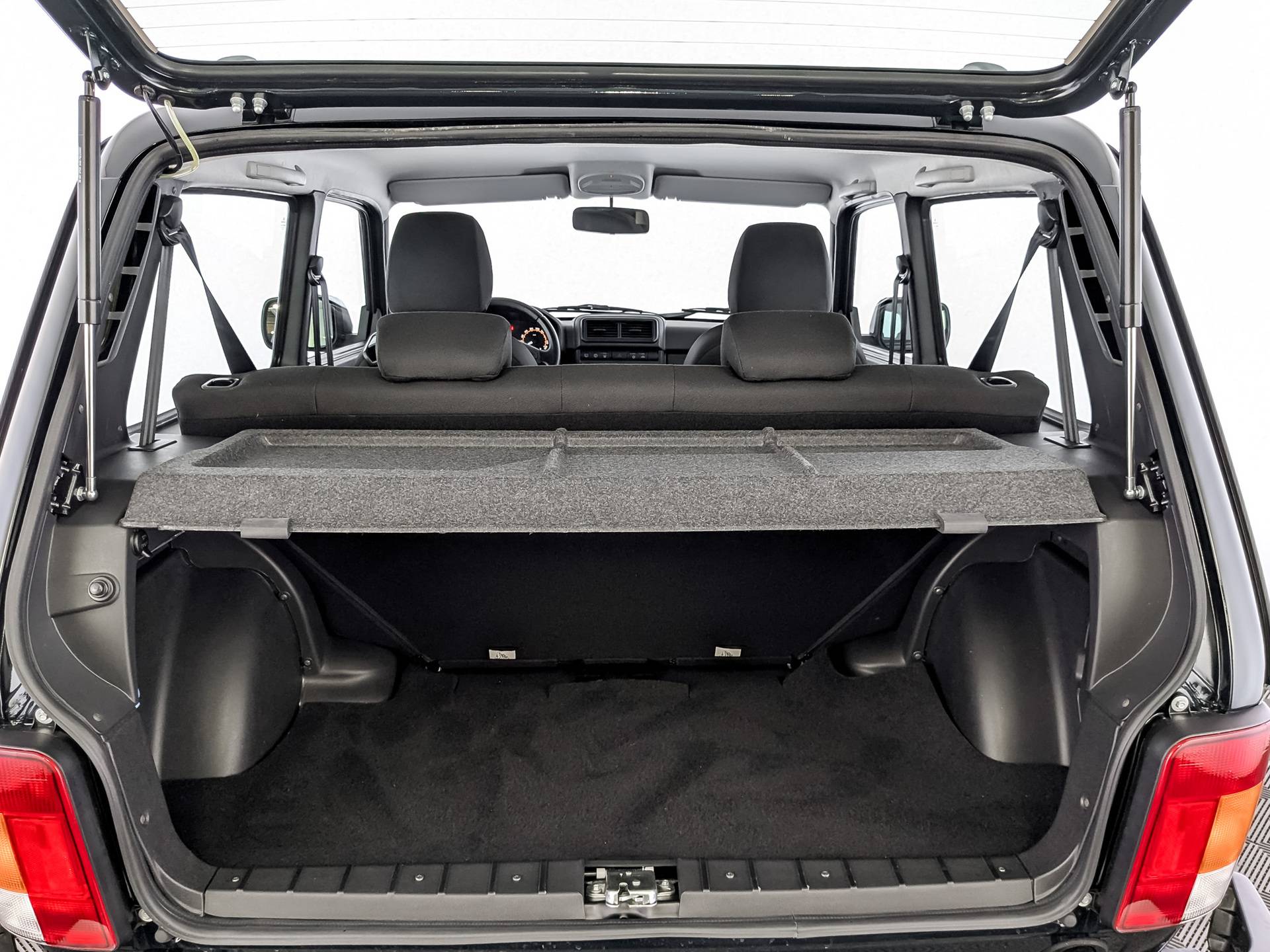 Lada Niva Legend Bronto Luxe 1.7 5MT