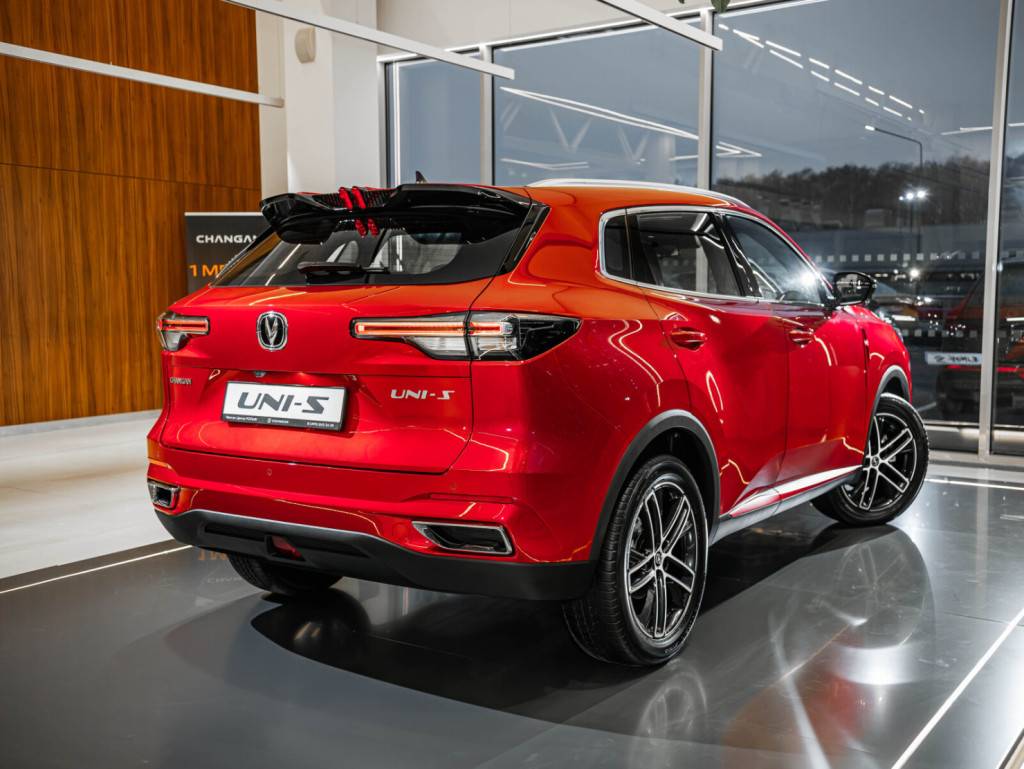 Changan Uni-S Tech 1.5T 7AT