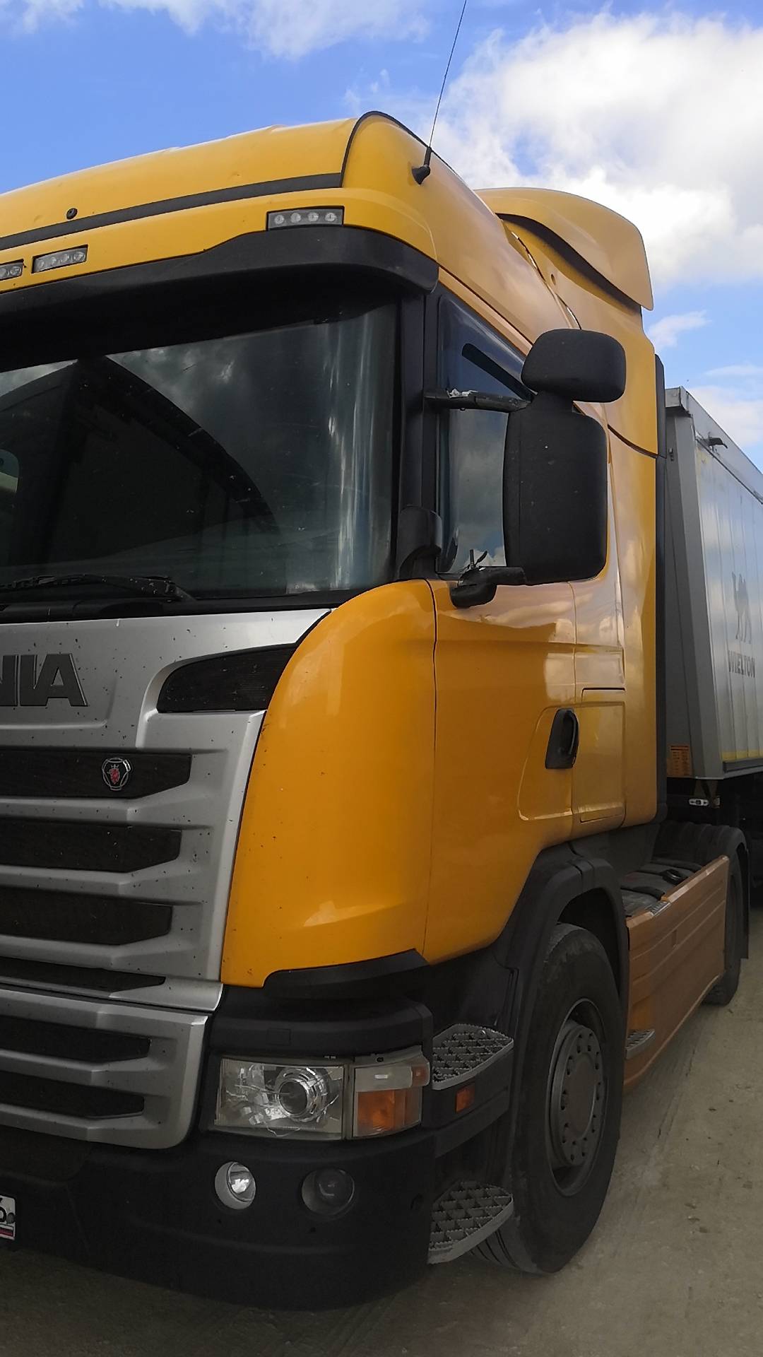 SCANIA G 440 LA4x2HNA (Highline)