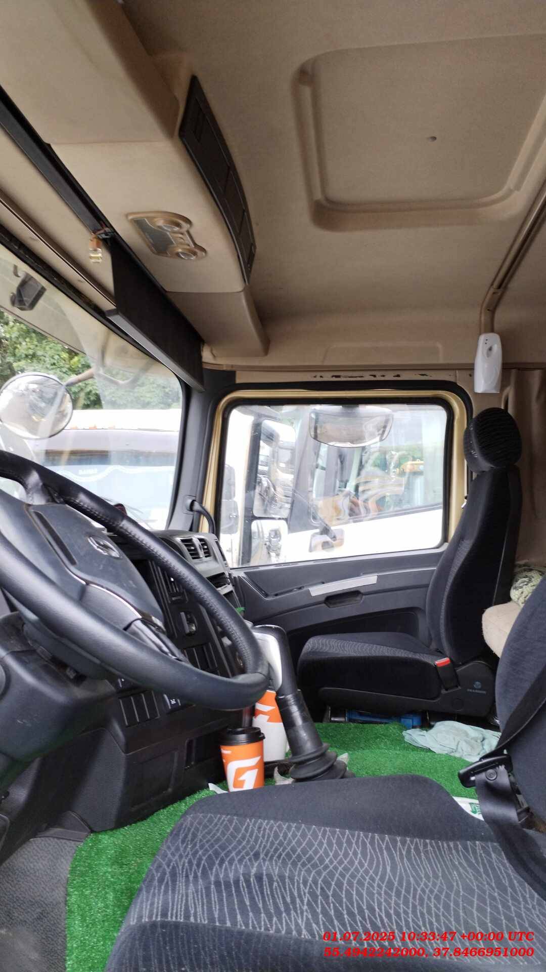 Shacman SX33186V366,  173 210 км, 2022 года