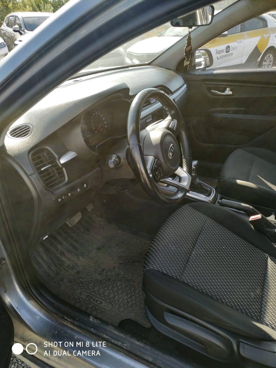 KIA Rio,  150 181 км, 2018 года