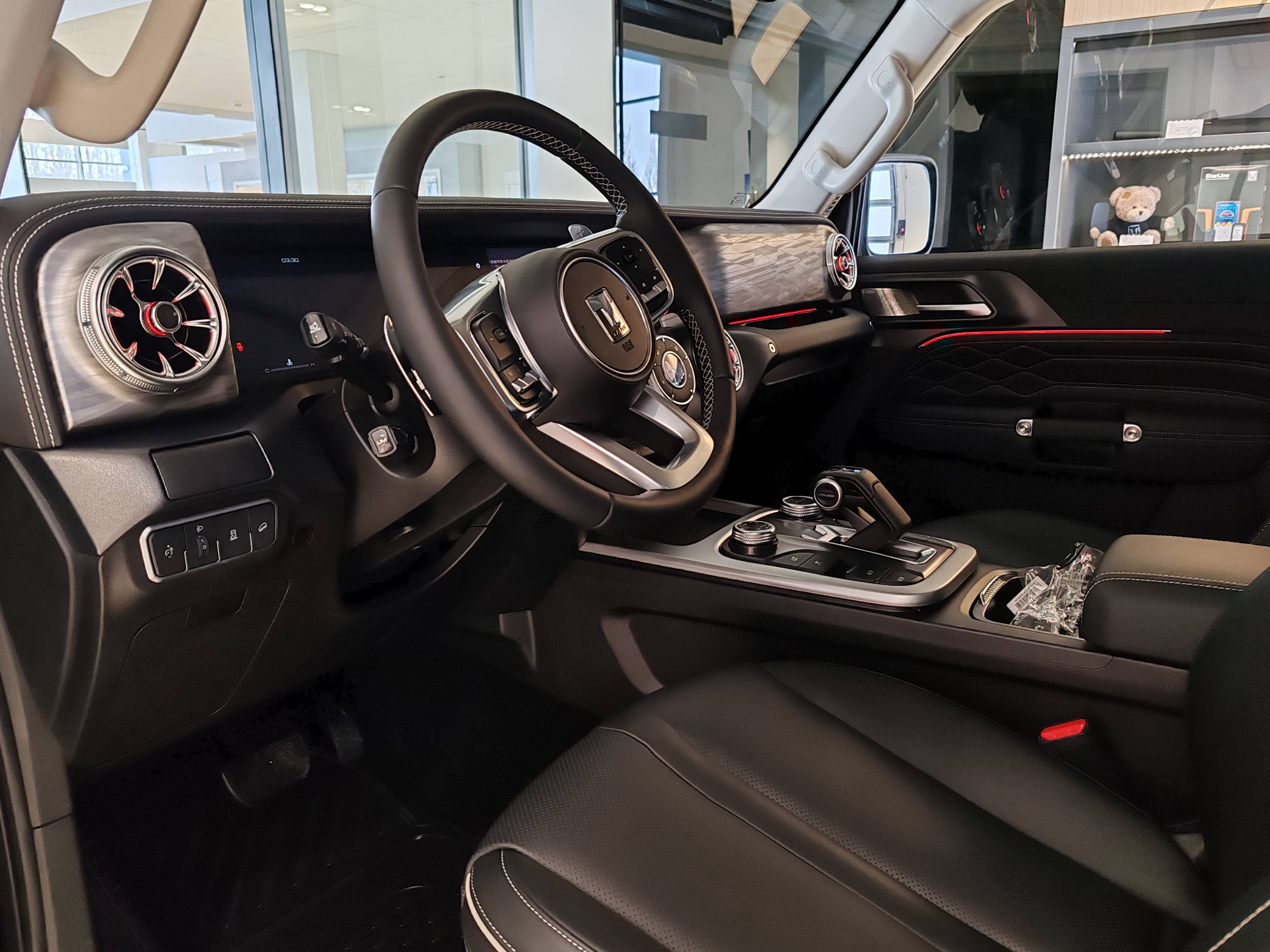 Tank 300 City Premium 2.0 8AT 4WD