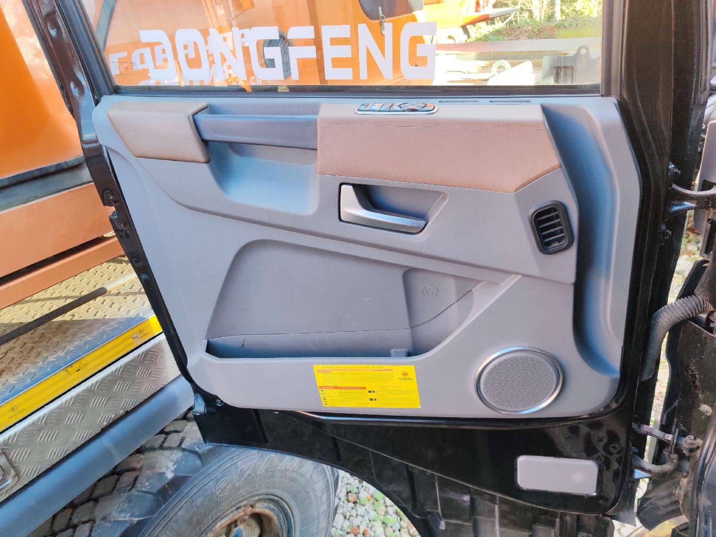 DongFeng GX DFH4180 4x2,  224 182 км, 2024 года в лизинг