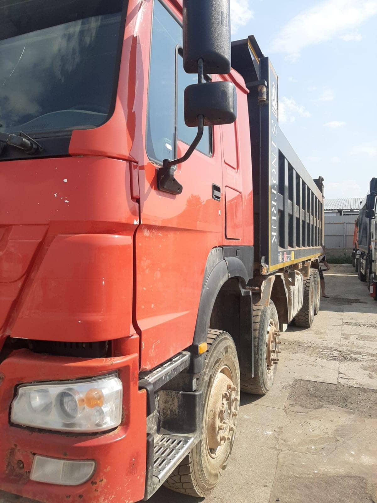 HOWO ZZ3407S3867E 8x4