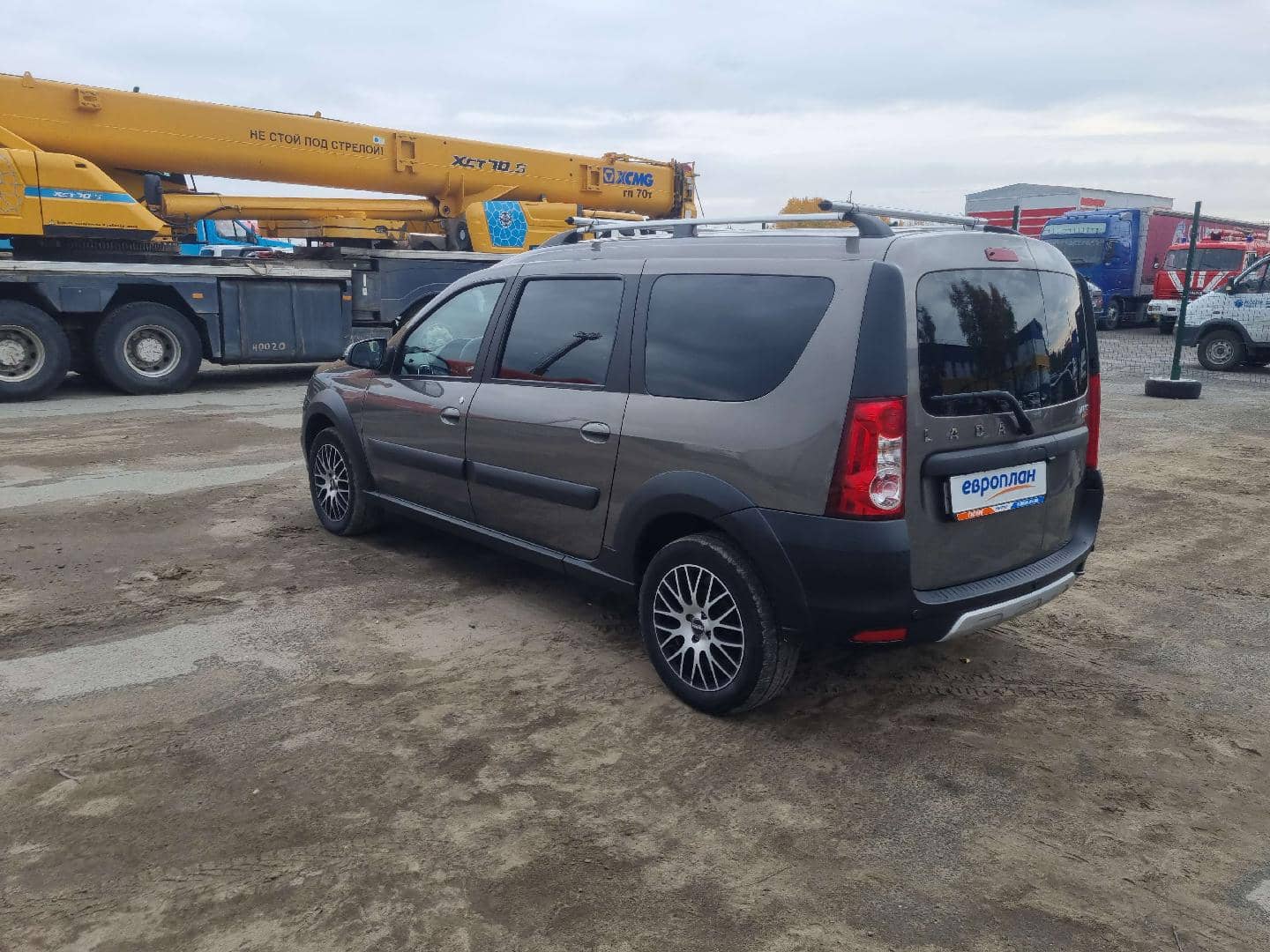 Lada Largus Кросс,  87 343 км, 2021 года в лизинг