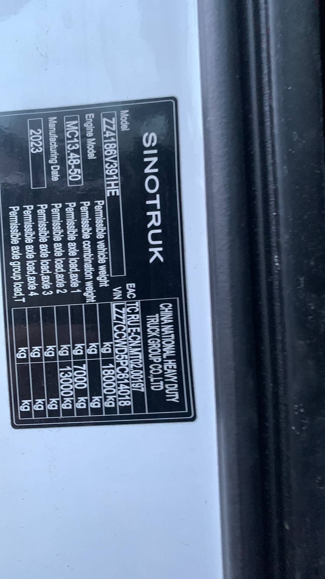 Sitrak C7H MAX ZZ4186V391HE,  325 985 км, 2023 года в лизинг