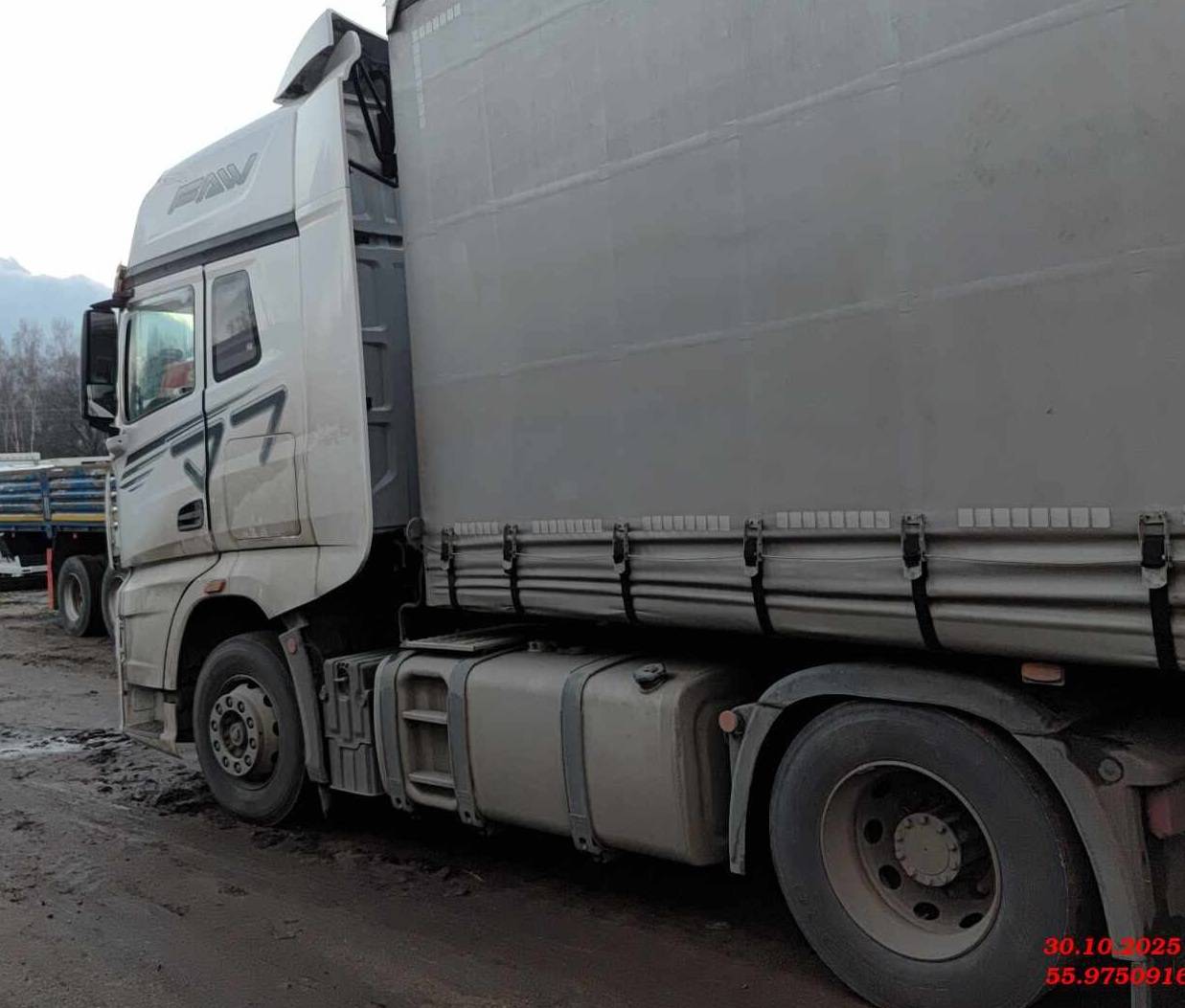 FAW CA4180P77K25E5 4x2,  133 102 км, 2023 года в лизинг