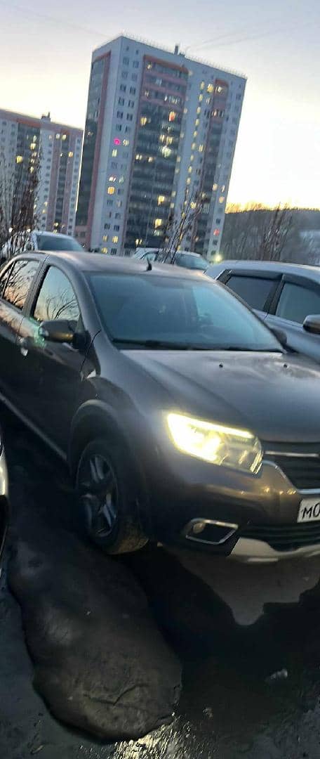 Renault Logan Stepway,  116 054 км, 2021 года