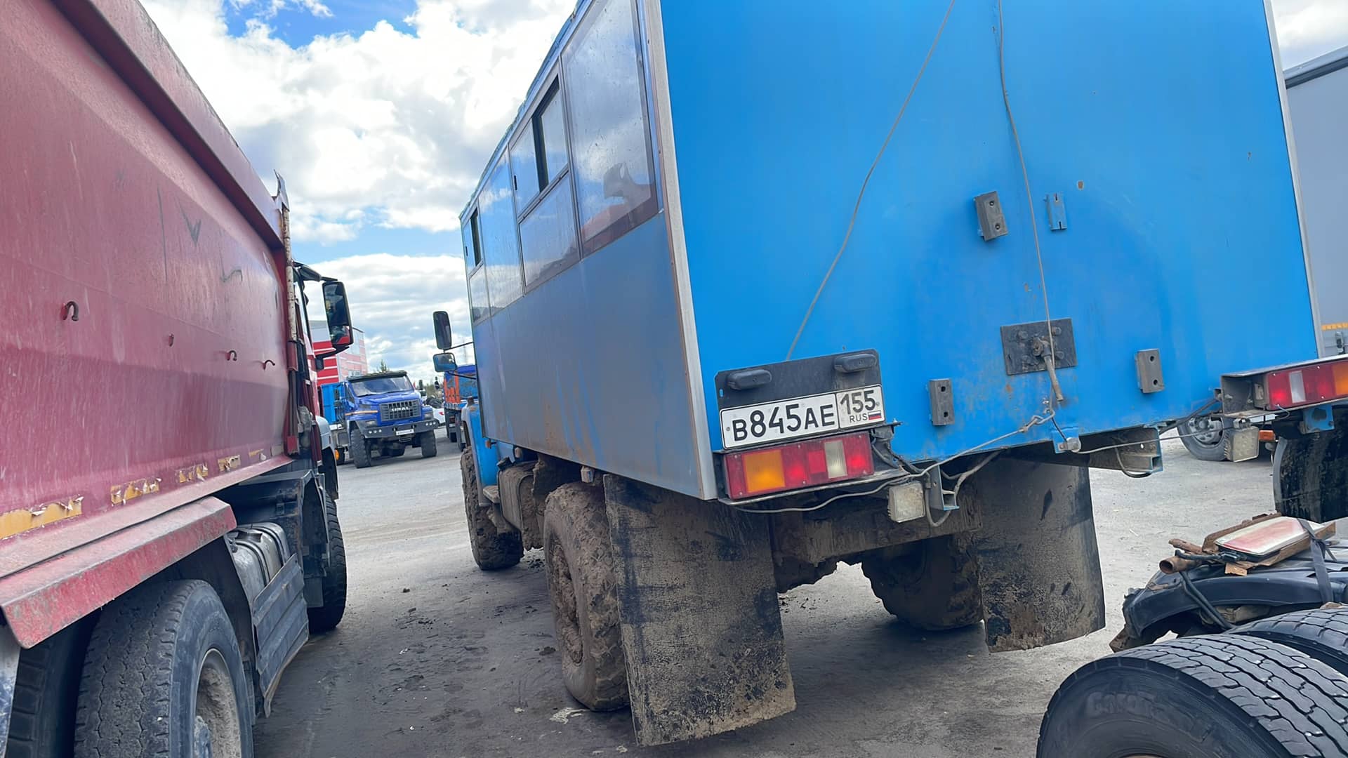 УРАЛ 32552-71 4x4,  260 000 км, 2017 года в лизинг