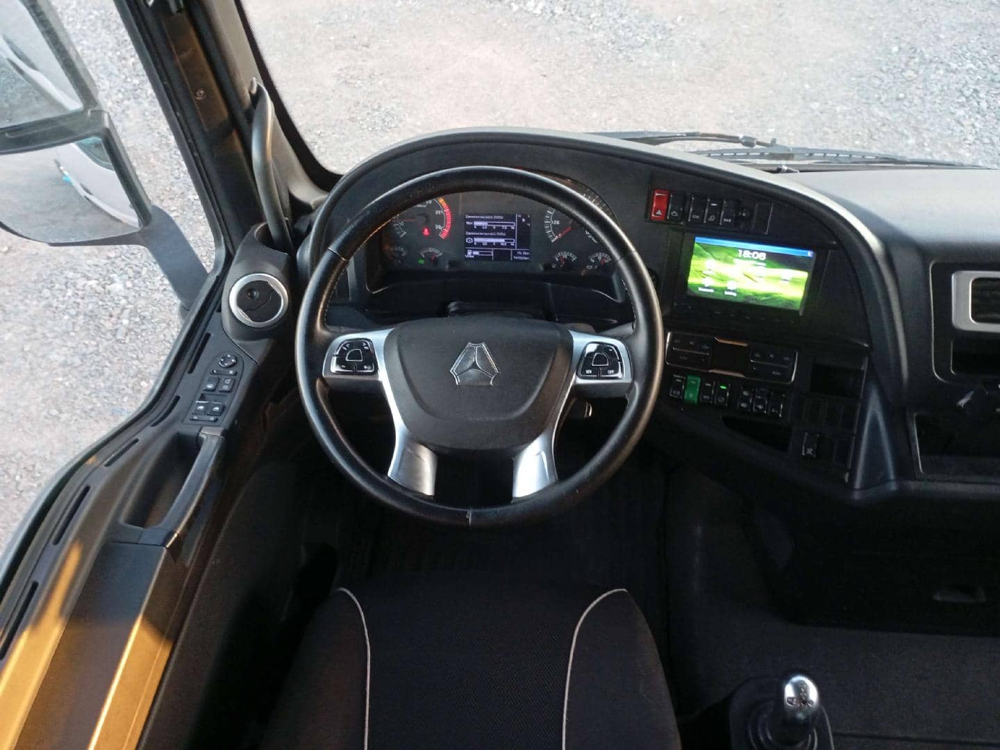Sitrak C7H 4x2 ZZ4186V361HE,  797 803 км, 2022 года в лизинг