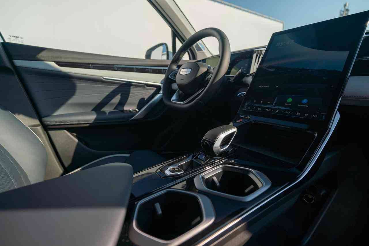 Geely Atlas Flagship 2.0T 8AT 4WD