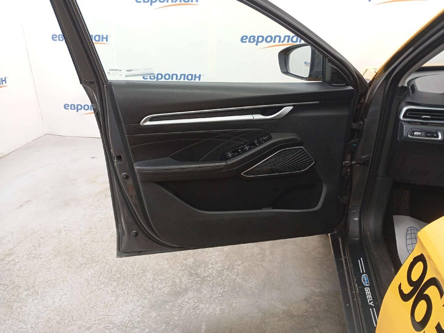 Geely Emgrand,  185 276 км, 2023 года в лизинг