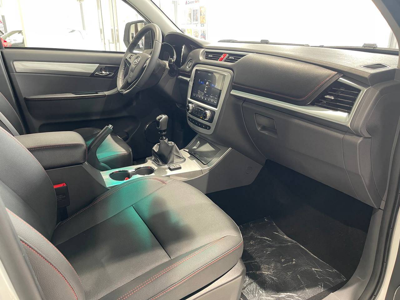 JAC T8 Full Extra 2.0T 6MT 4WD