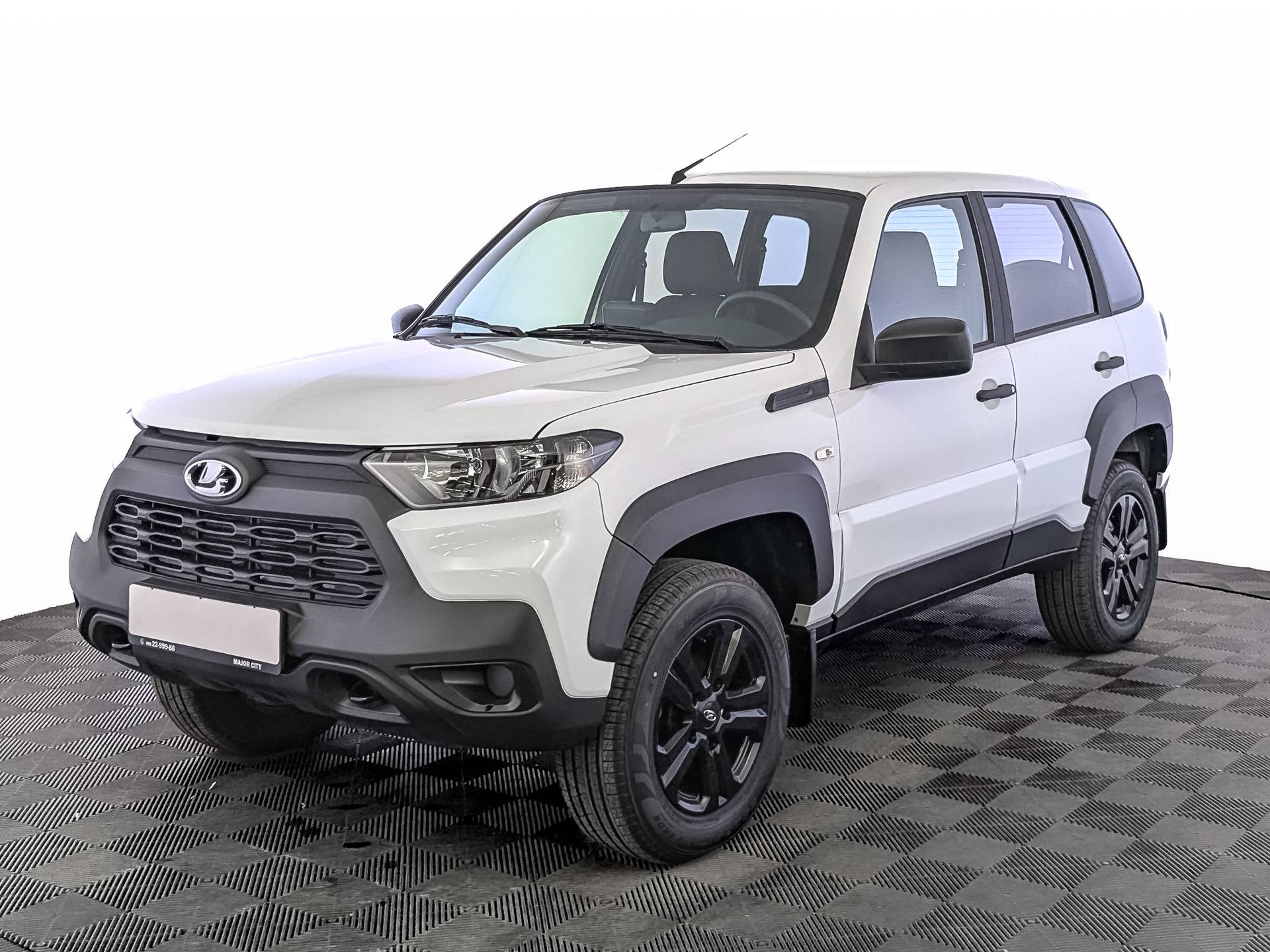 Lada Niva Travel BLACK 24 MMS IVI 1.7 80hp 5MT