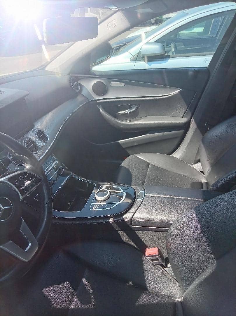 Mercedes-Benz E седан,  240 000 км, 2018 года
