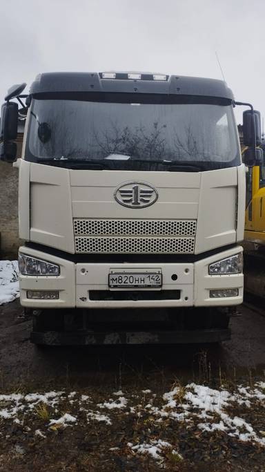 FAW CA3310P66K24T4E5 8х4
