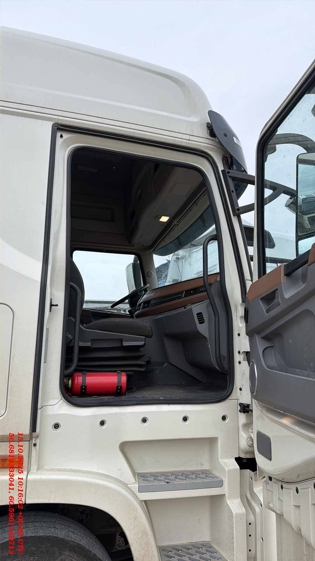 DongFeng GX DFH4180 4x2,  176 848 км, 2024 года в лизинг