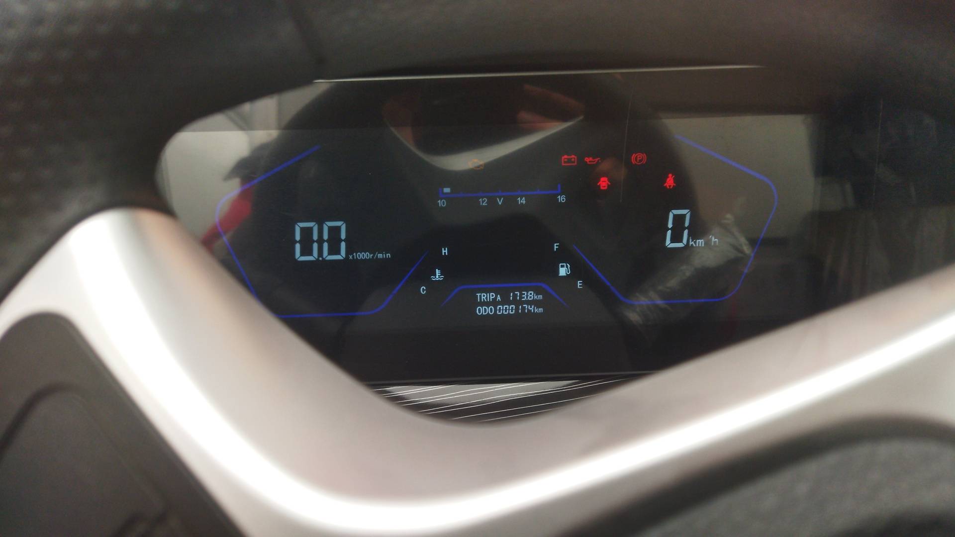 KAMA (Shandong Kama Automobile) X62,  174 км, 2024 года в лизинг